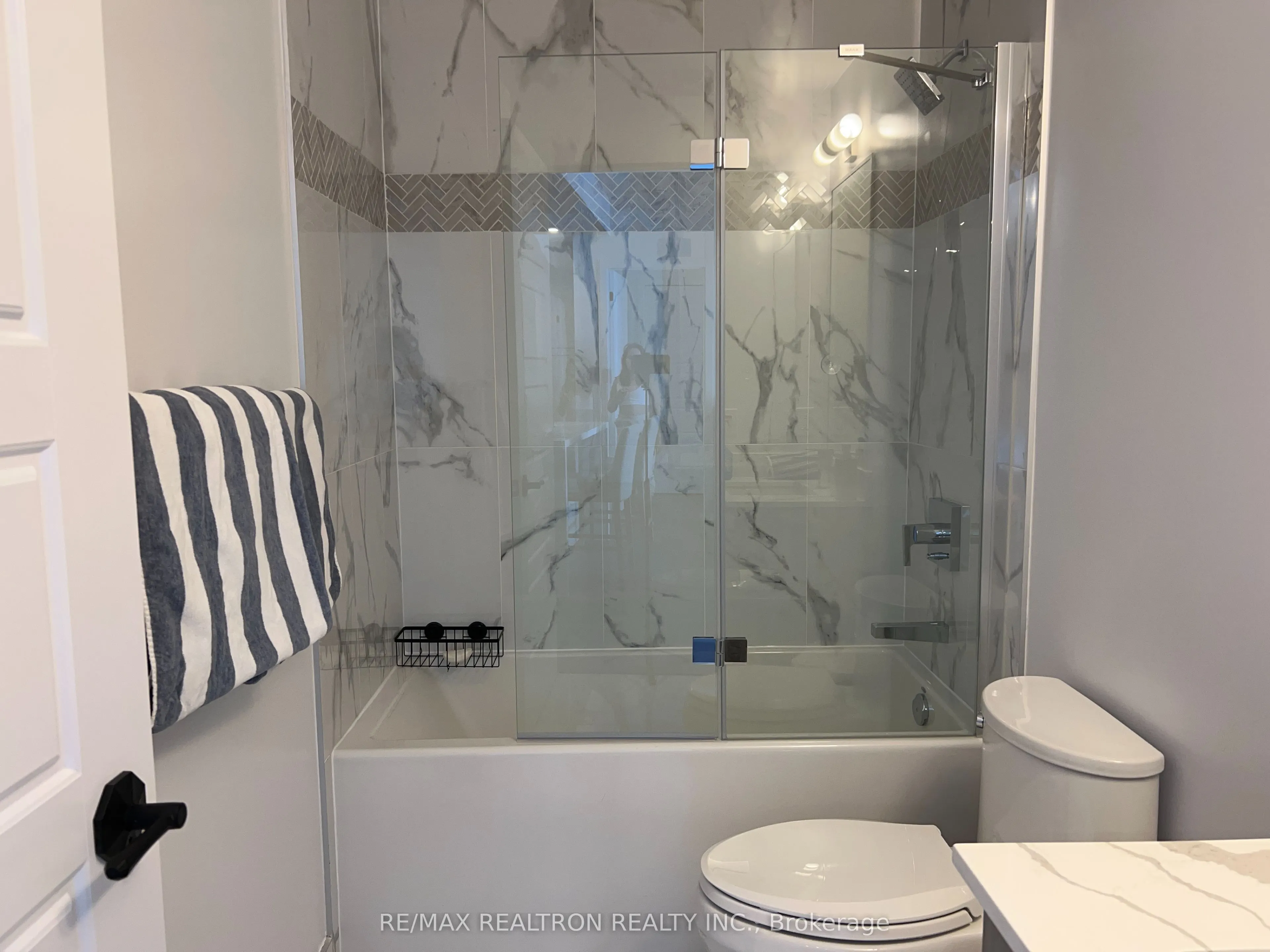 415 Sea Ray Avenue, #207