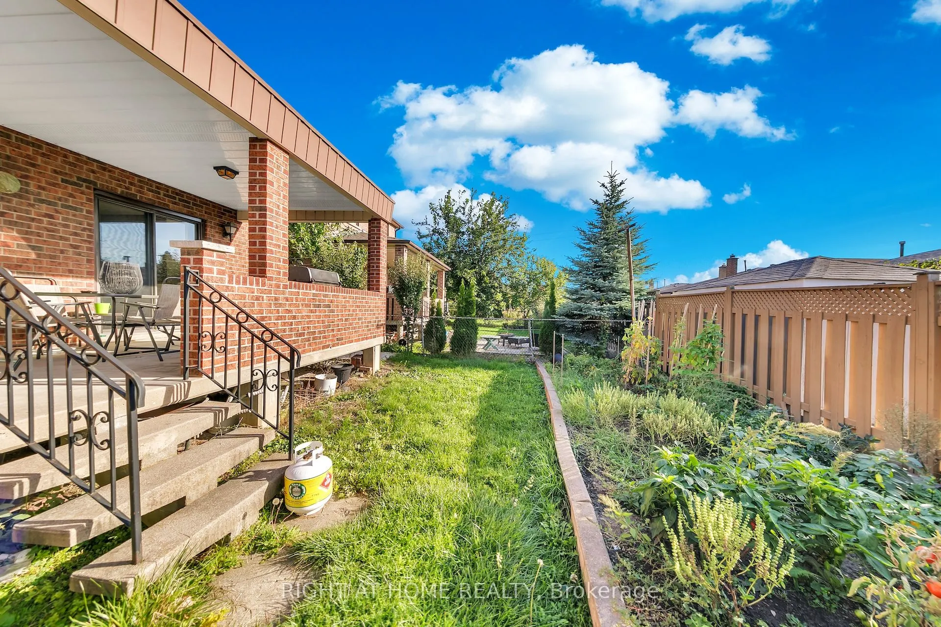 8 Terra Road