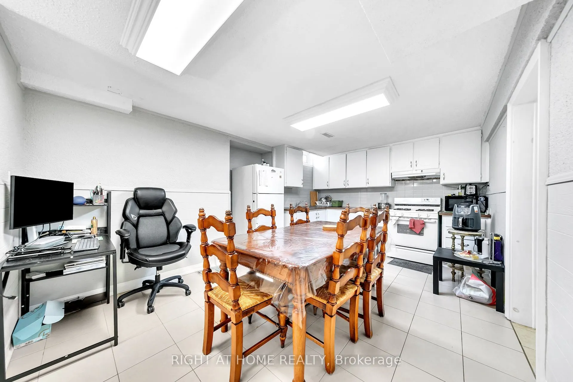 8 Terra Road