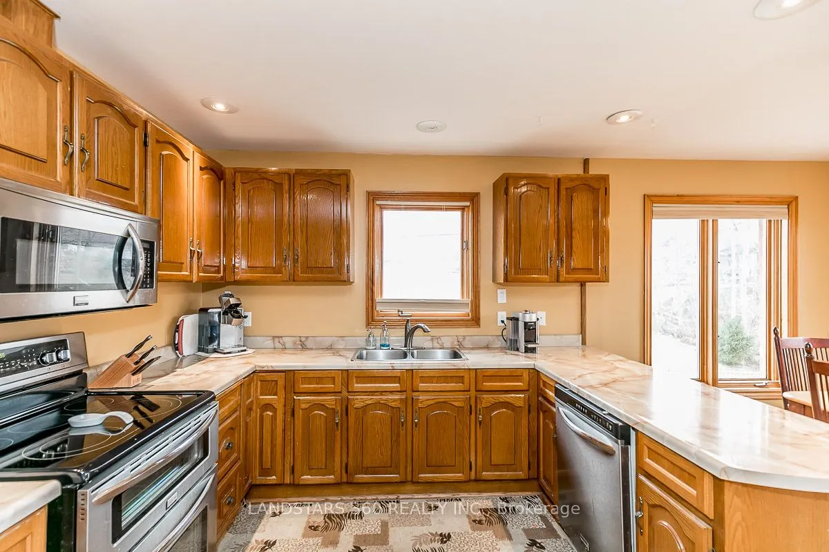 299 Lakeview Boulevard, #Upper