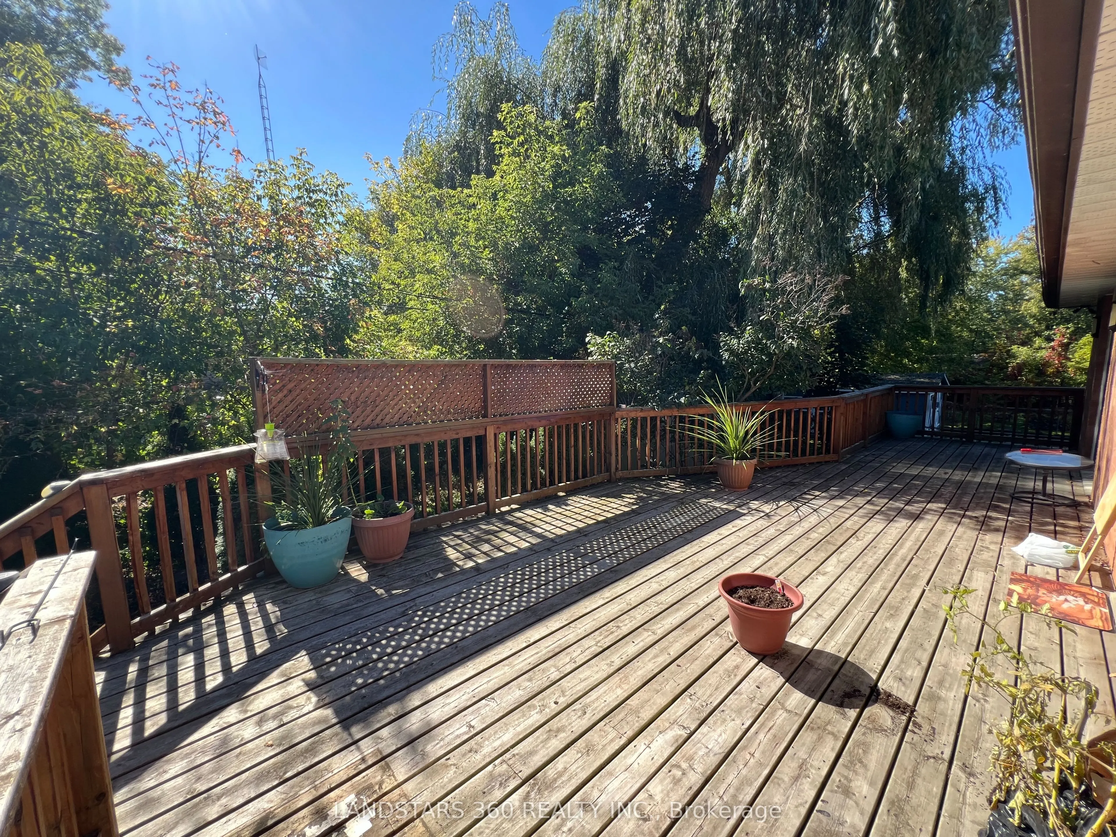 299 Lakeview Boulevard, #Upper