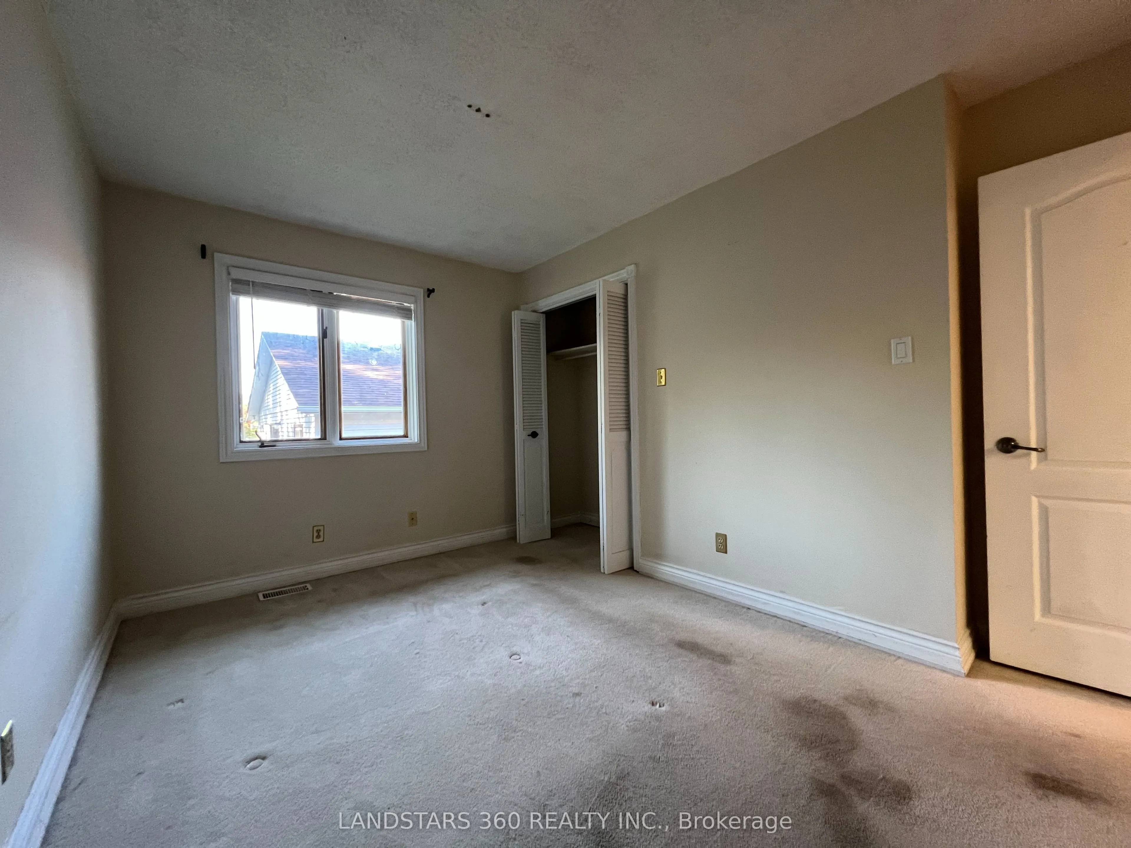 299 Lakeview Boulevard, #Upper