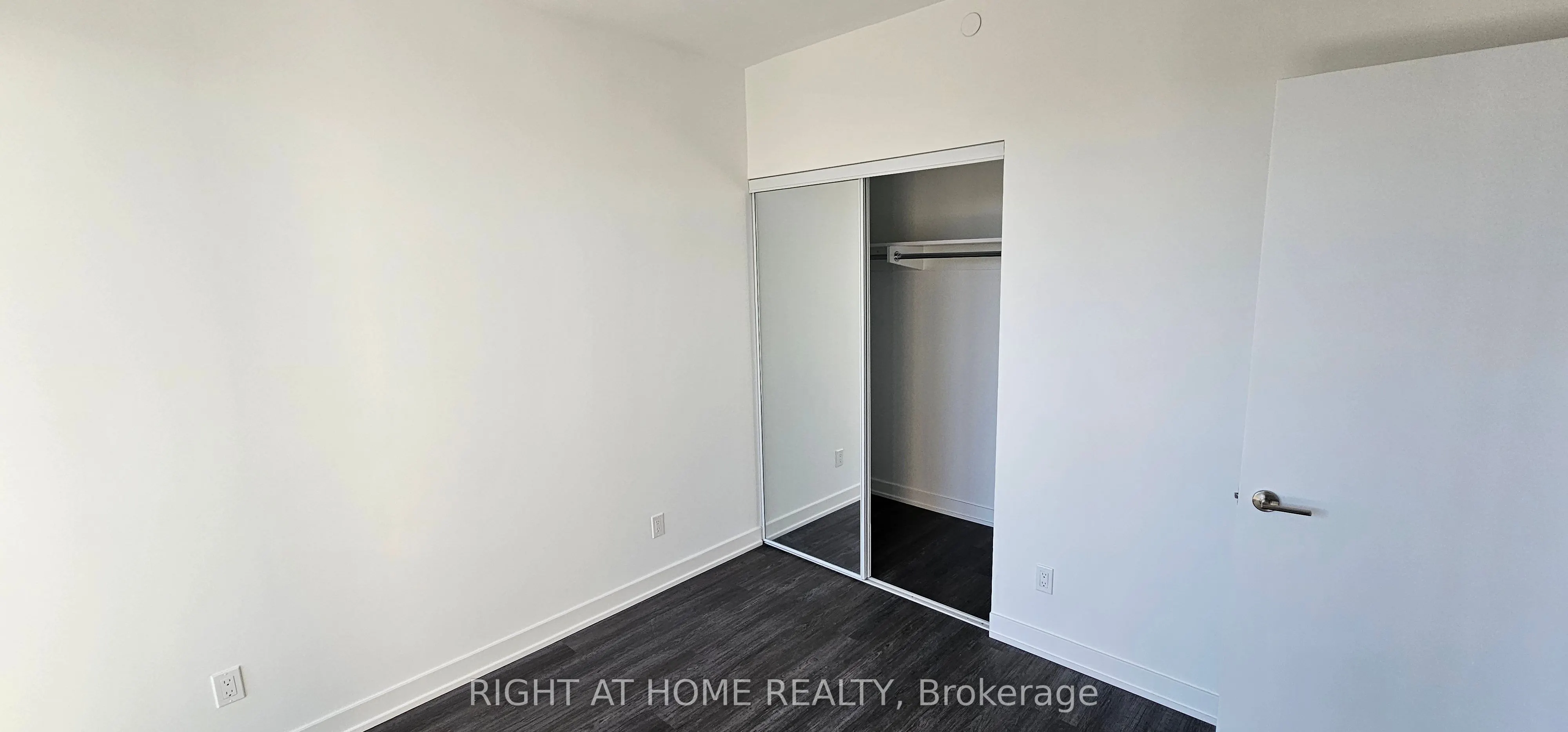 8188 Yonge Street, #720