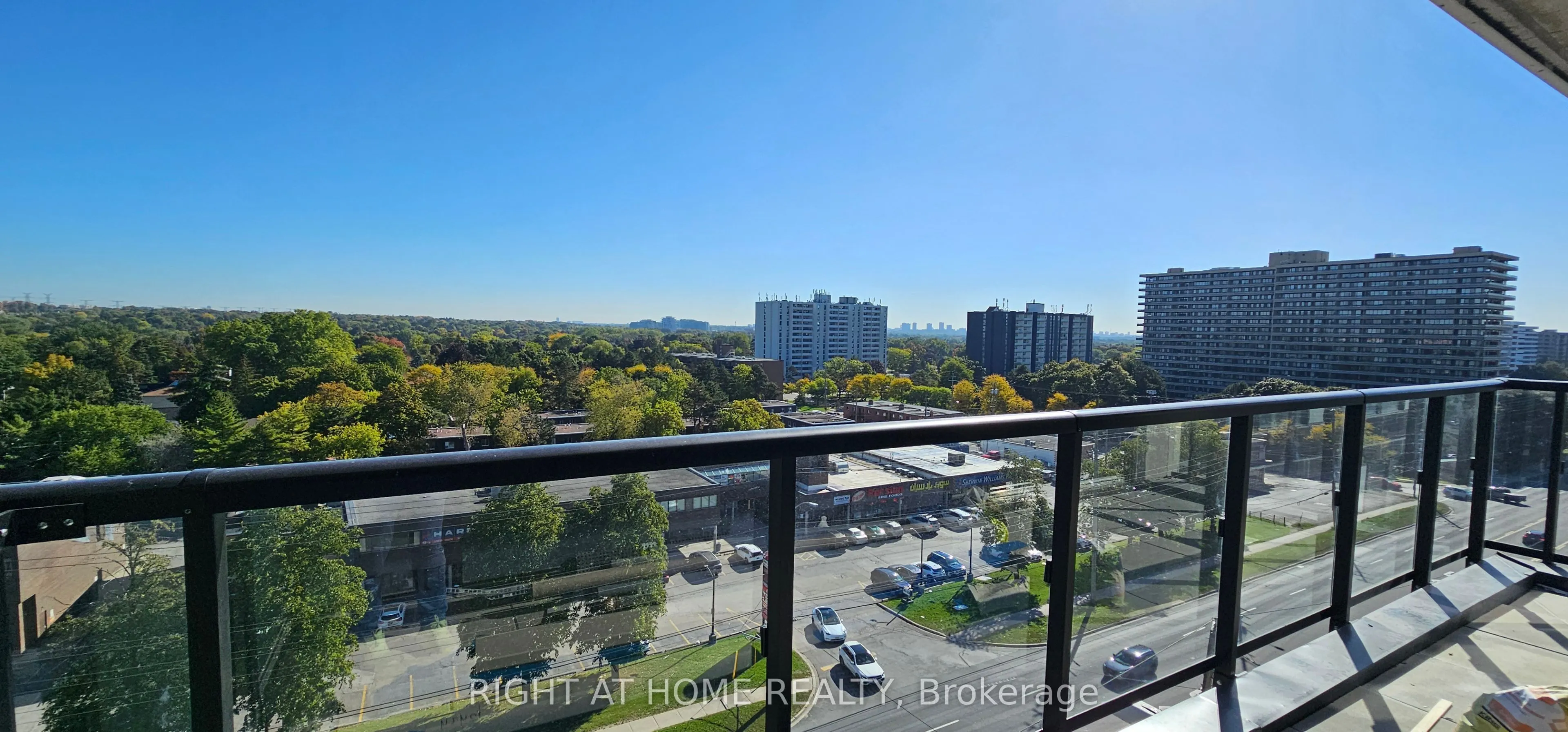 8188 Yonge Street, #720
