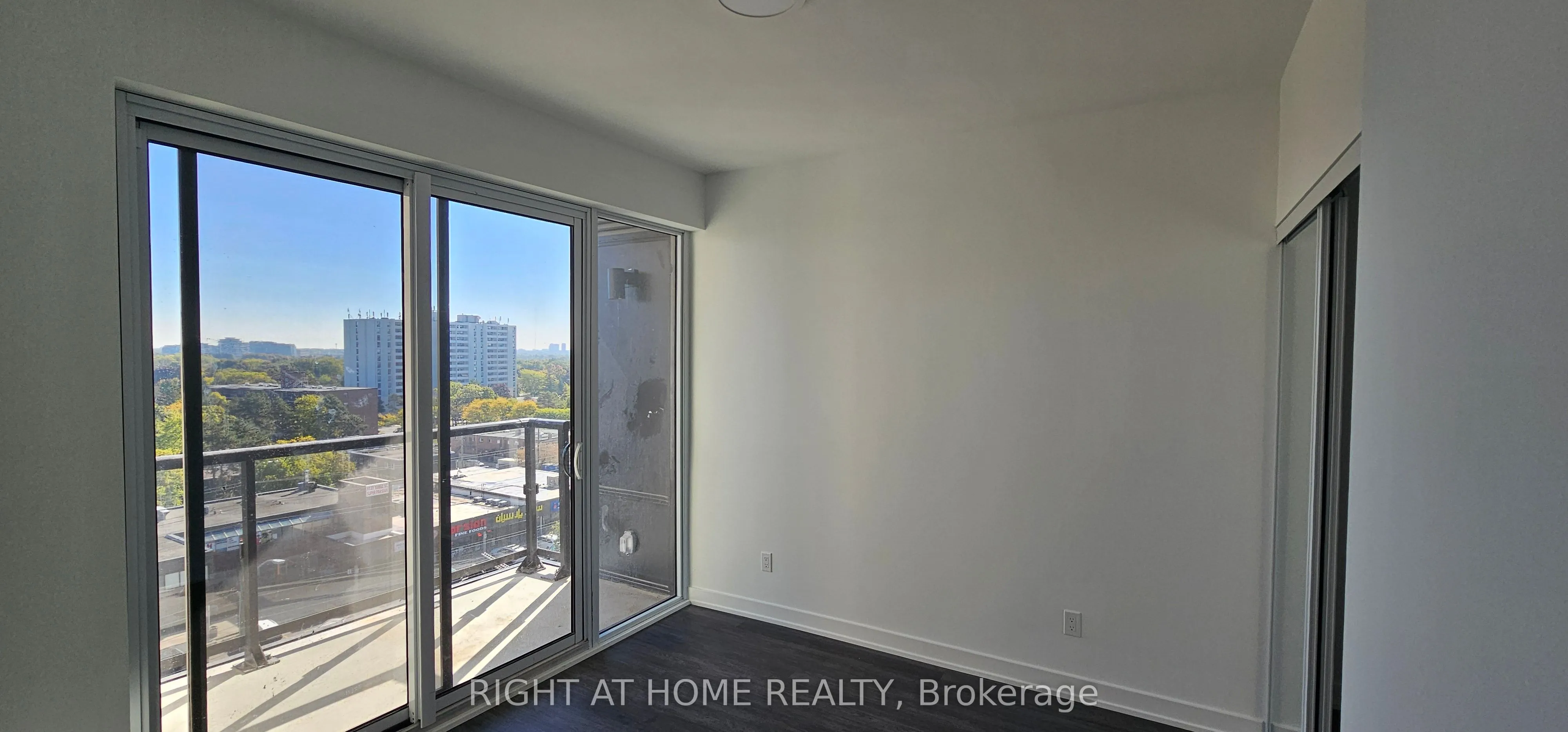8188 Yonge Street, #720