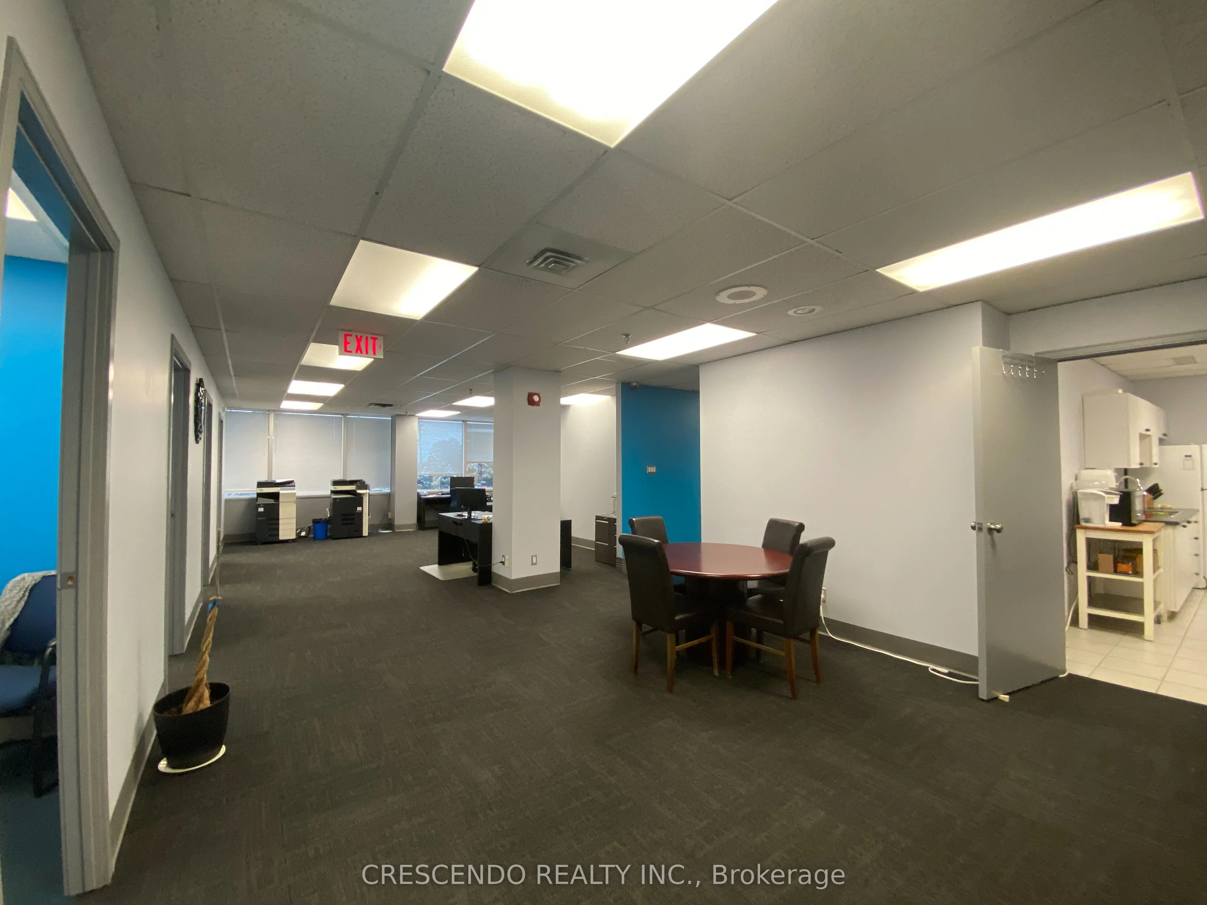 7050 Weston Road, #240