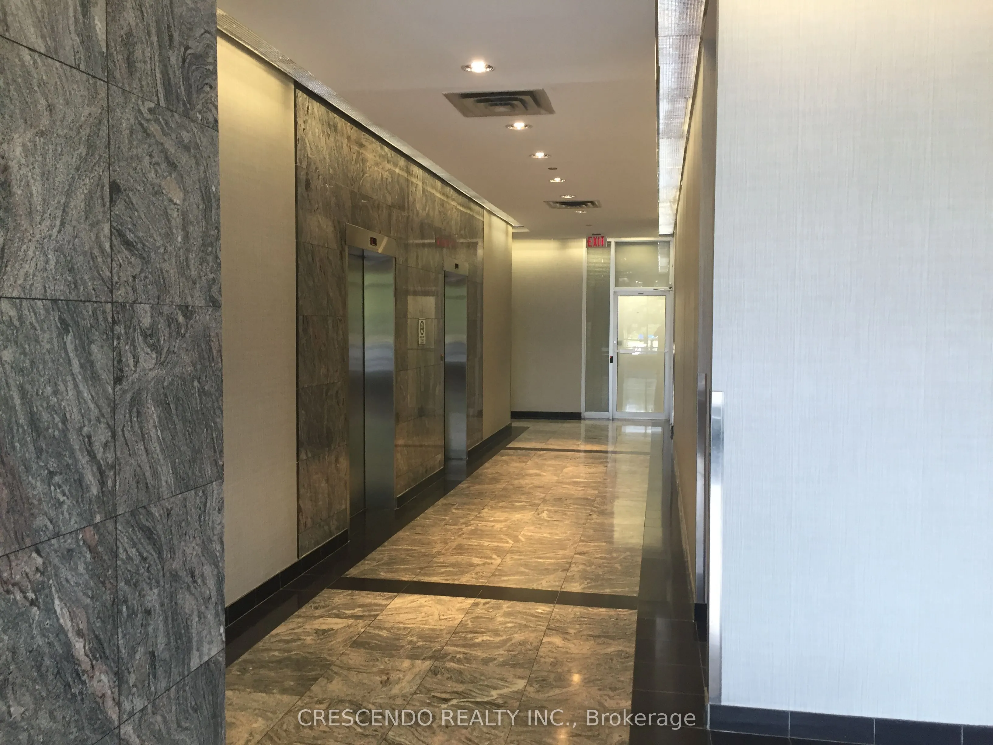 7050 Weston Road, #240