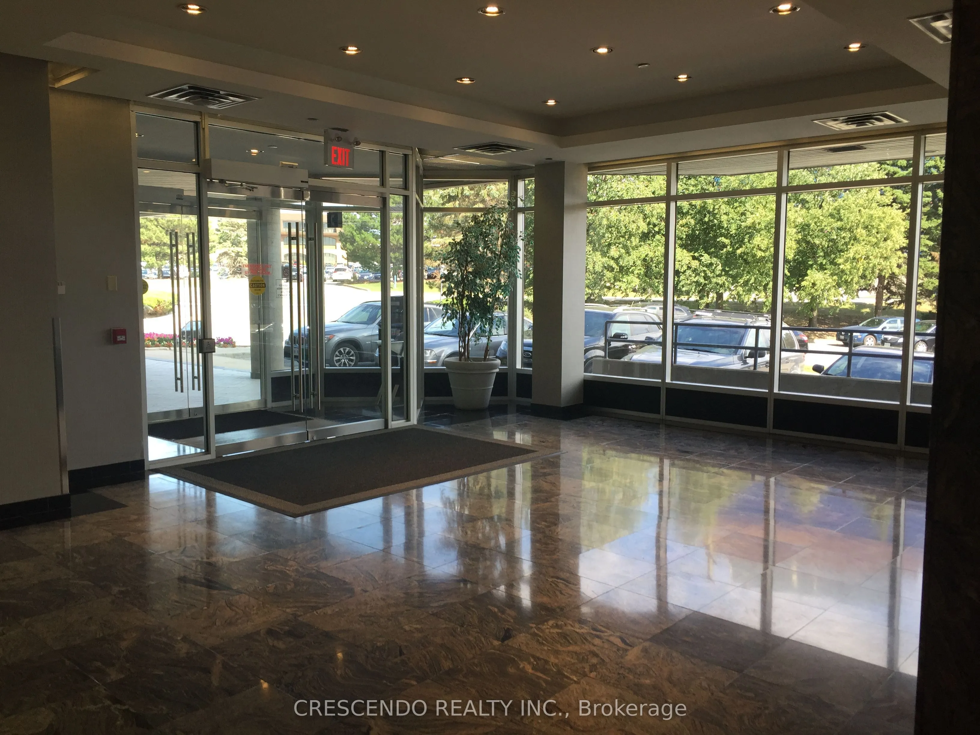 7050 Weston Road, #240