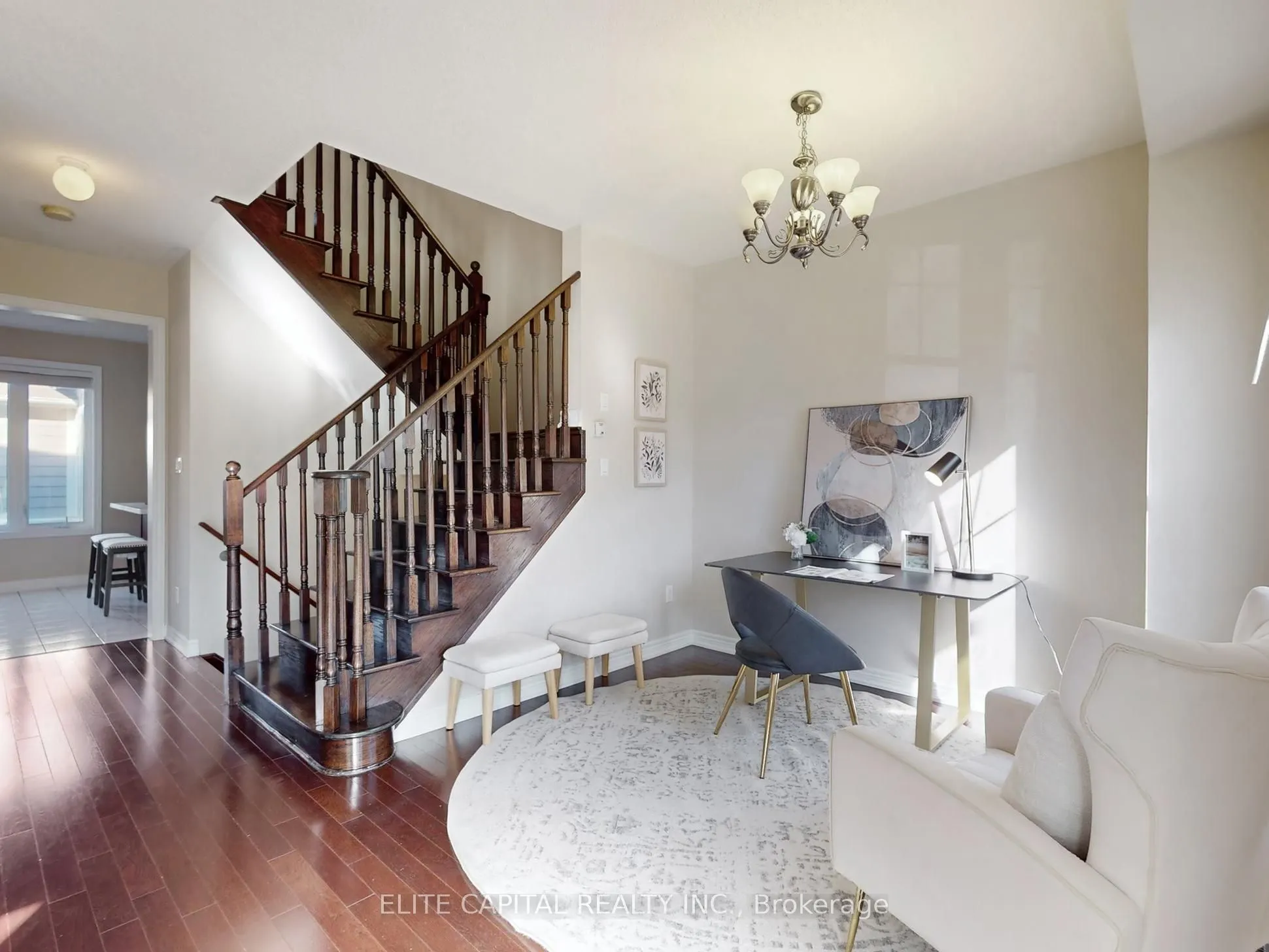 28 Ivory Silk Drive