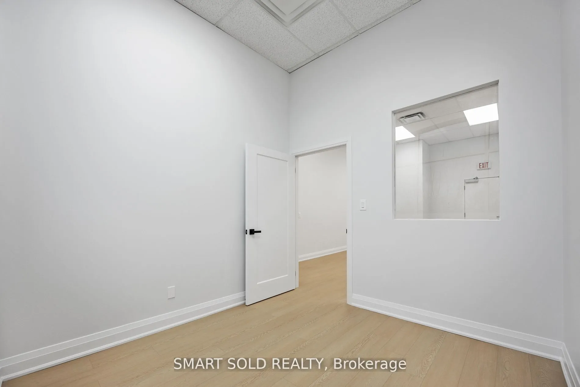 8787 Woodbine Avenue, #239