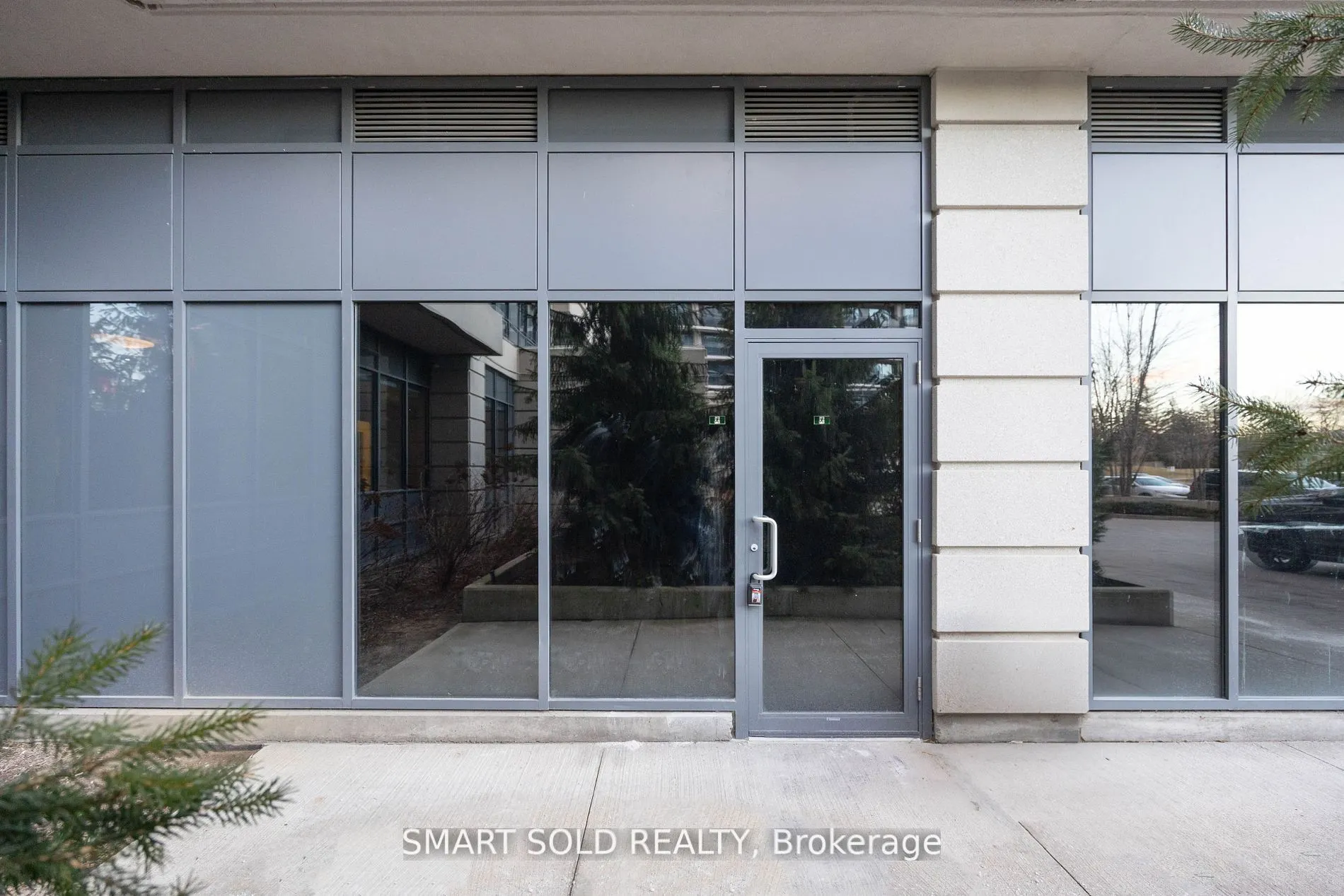 372 Highway 7 E, #127&128