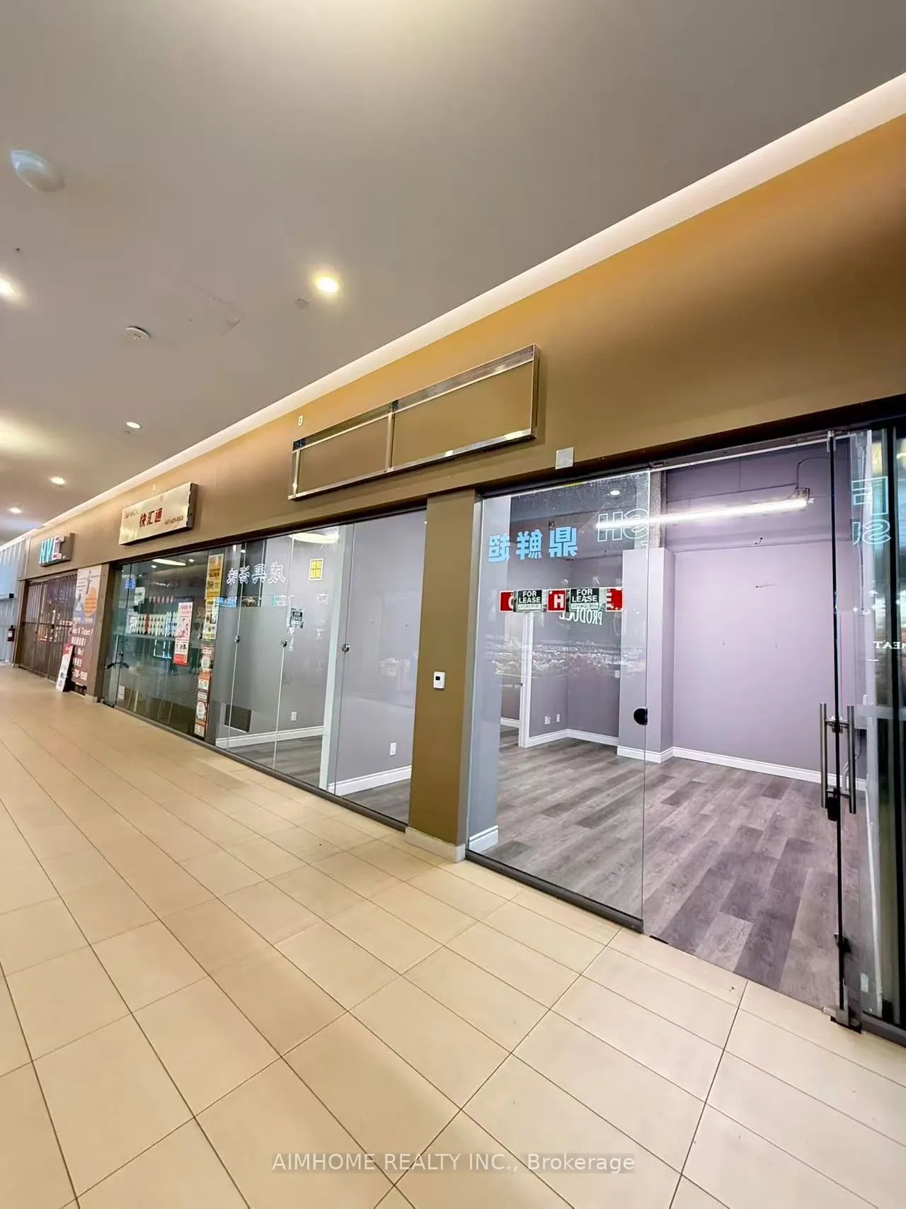 9390 WOODBINE Avenue, #1T M5
