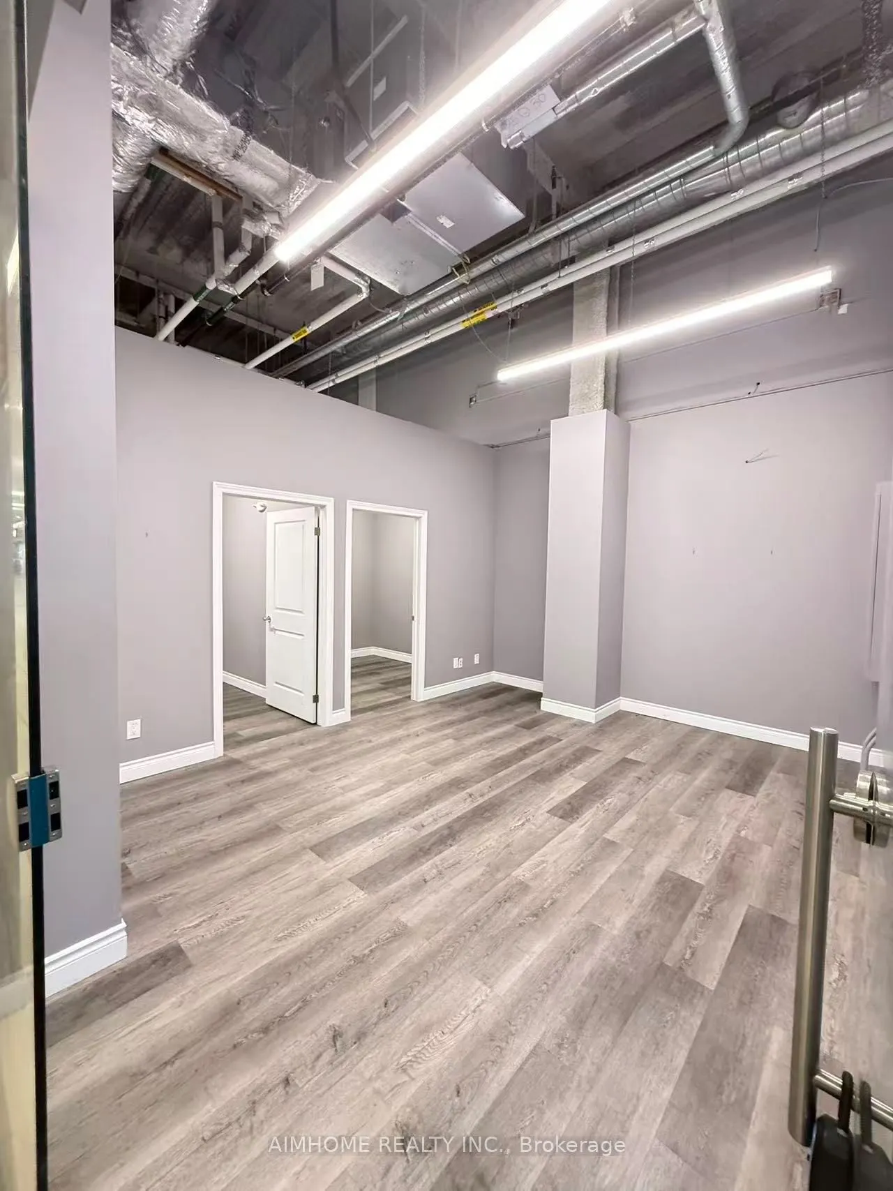 9390 WOODBINE Avenue, #1T M5