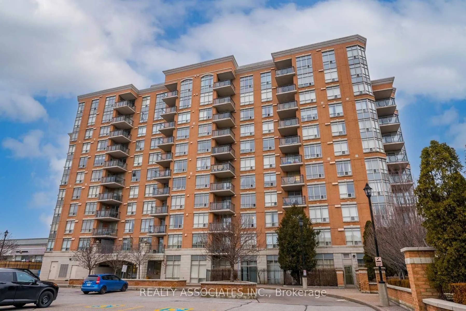 130 Pond Drive, #303