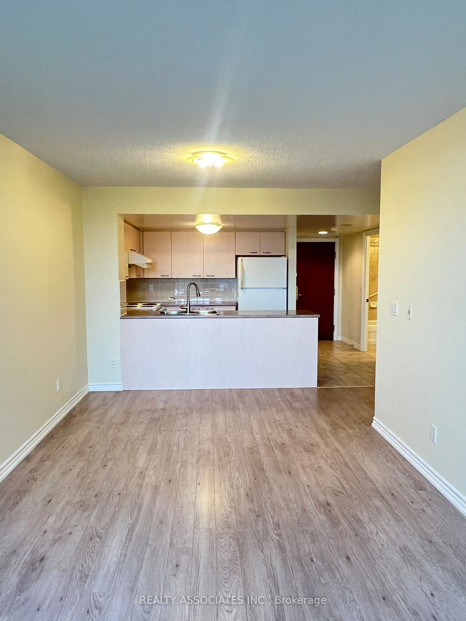 130 Pond Drive, #303