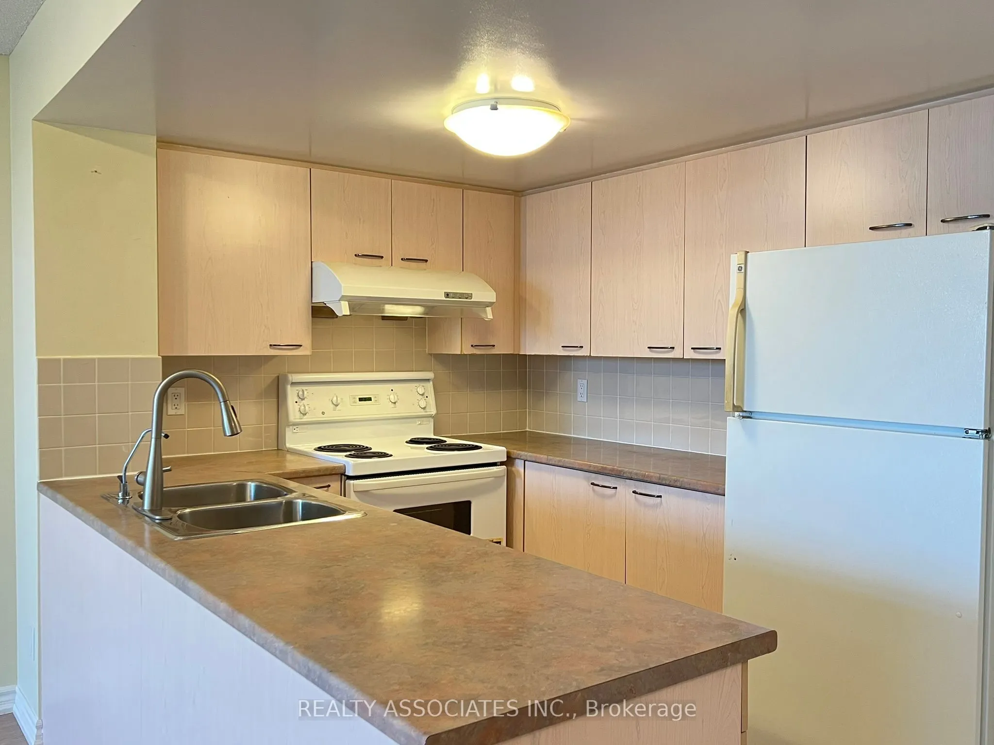 130 Pond Drive, #303