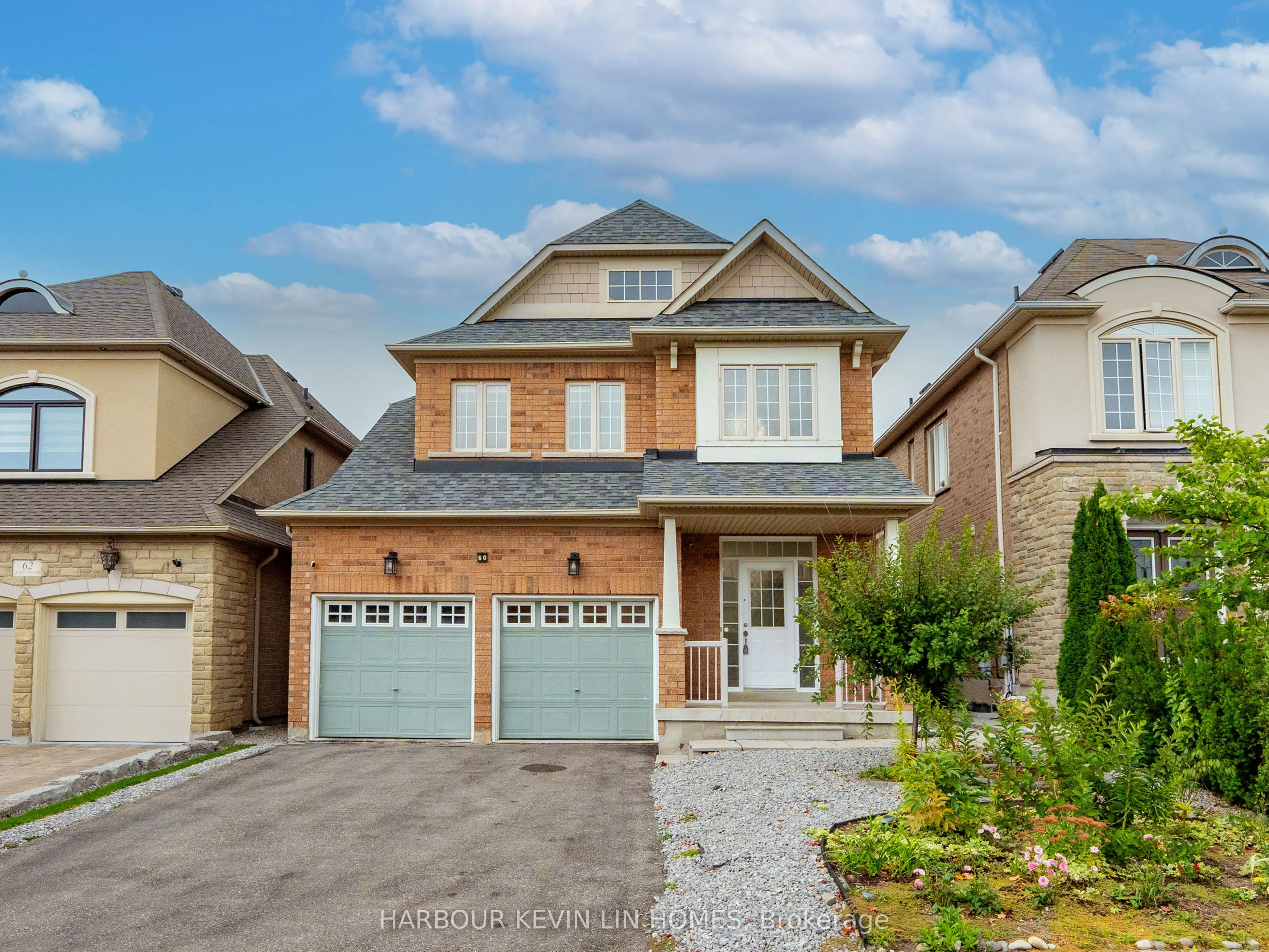 60 Seiffer Crescent