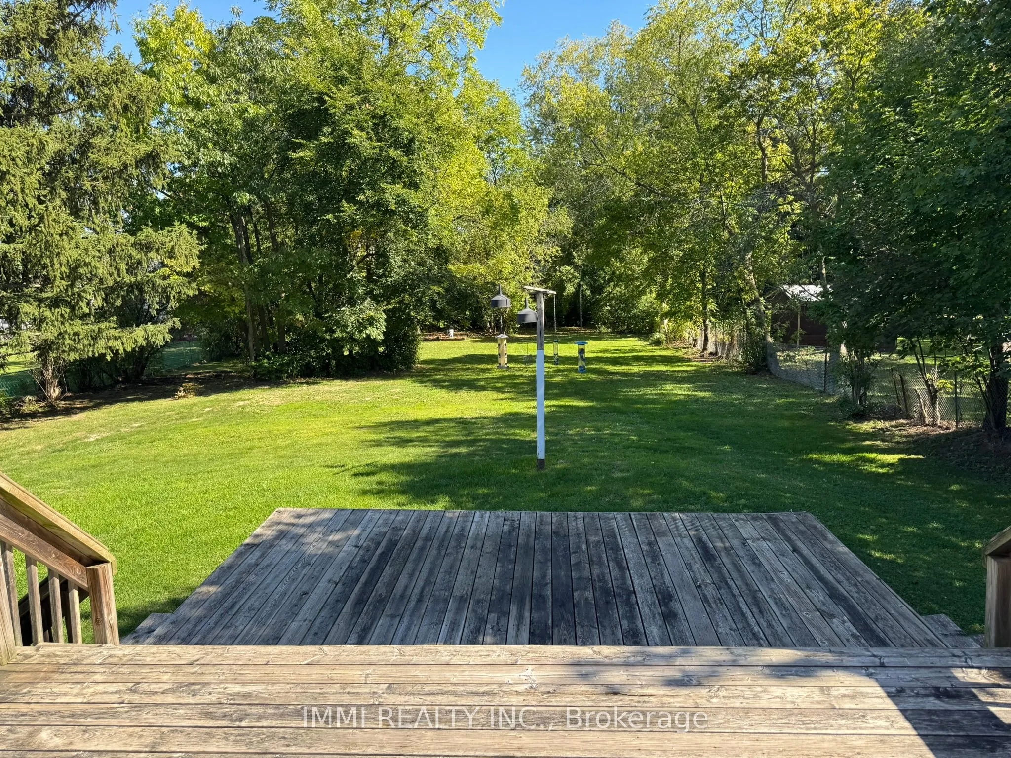 23 Yongeview Avenue