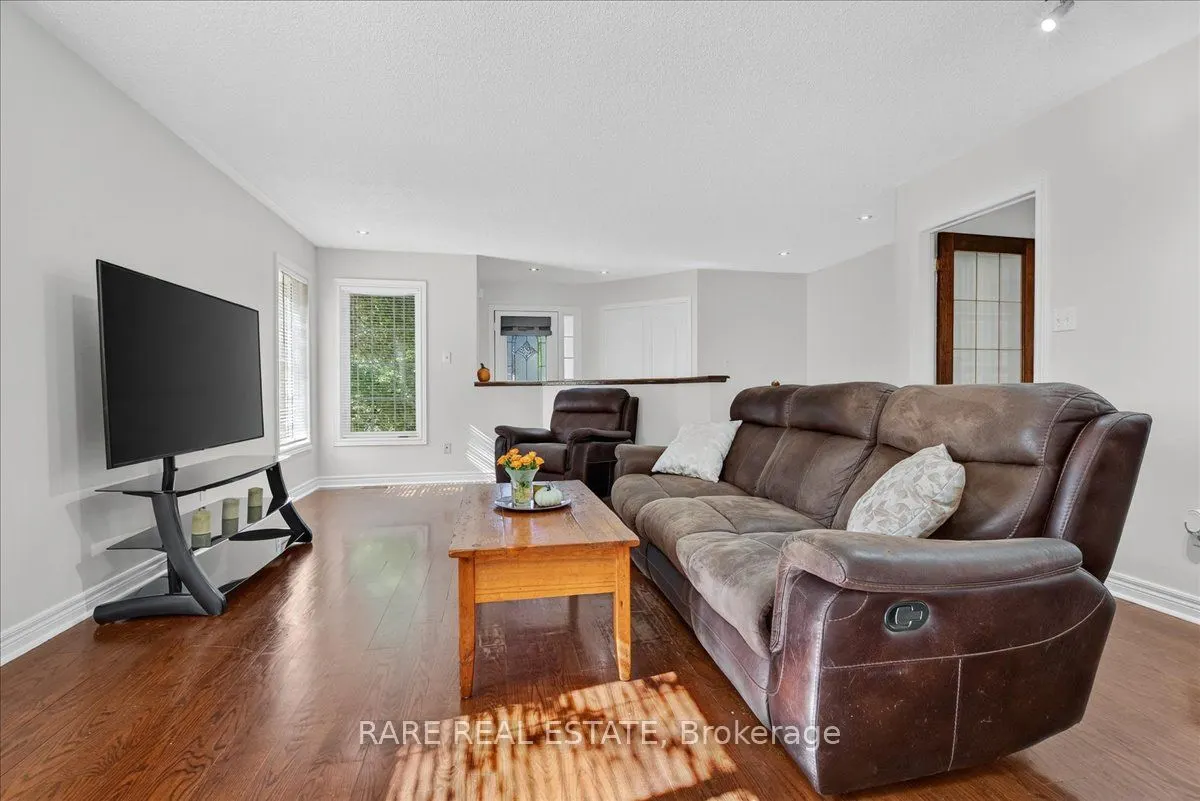 1069 Corrie Street