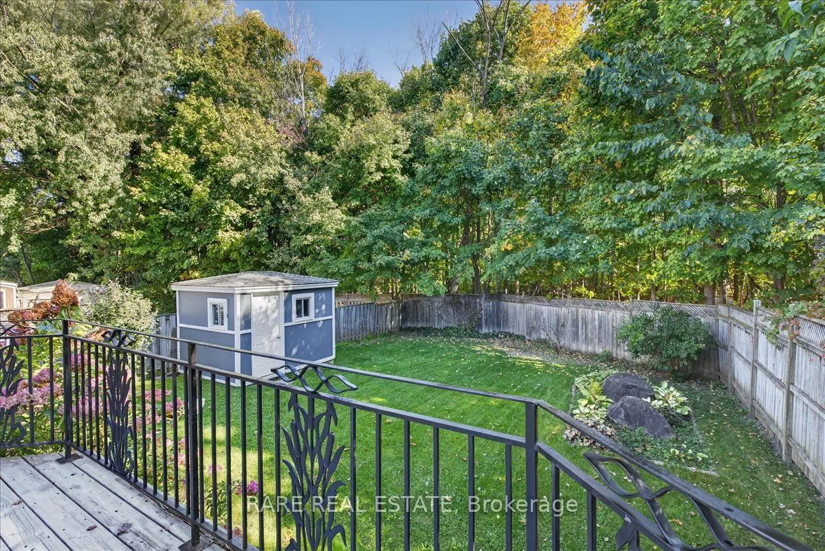 1069 Corrie Street