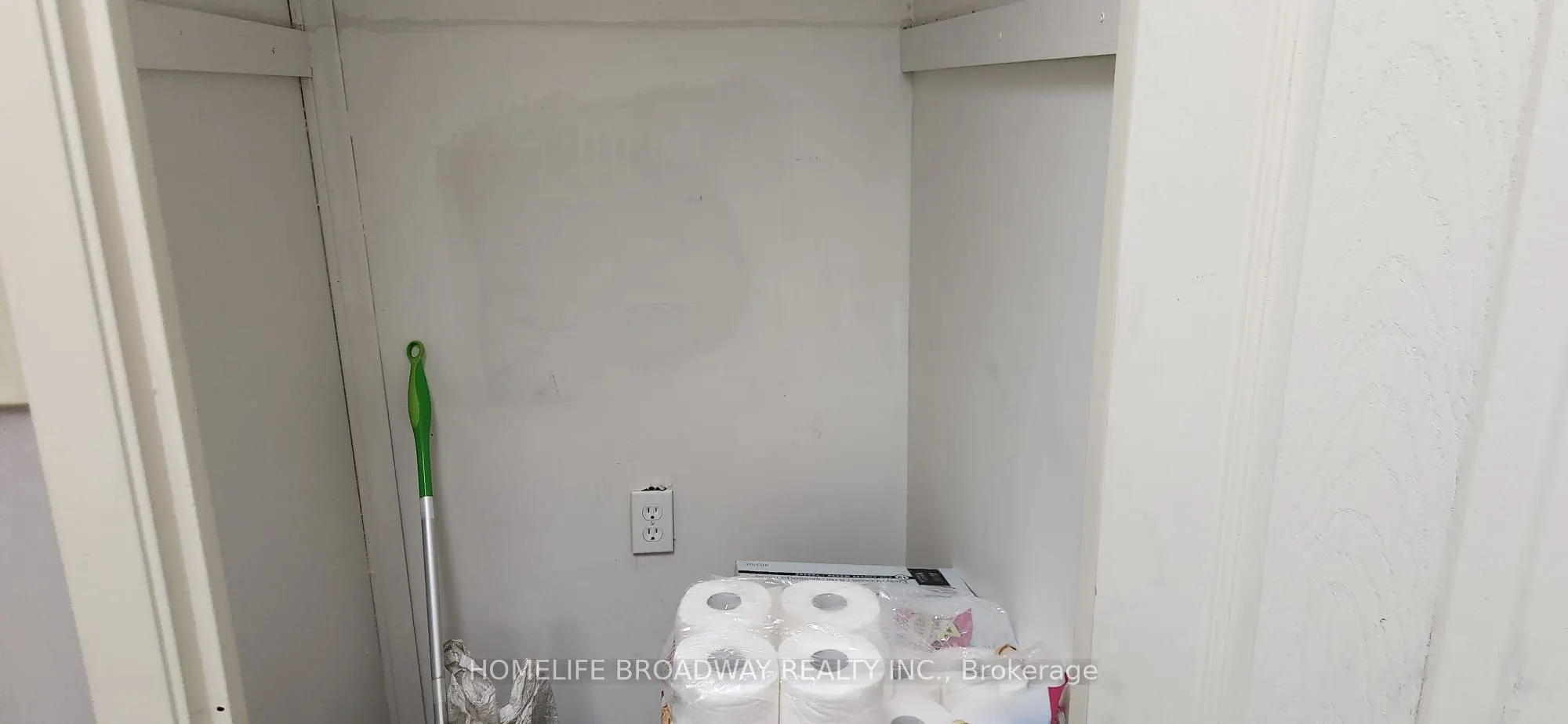 505 Hood Road W, #22