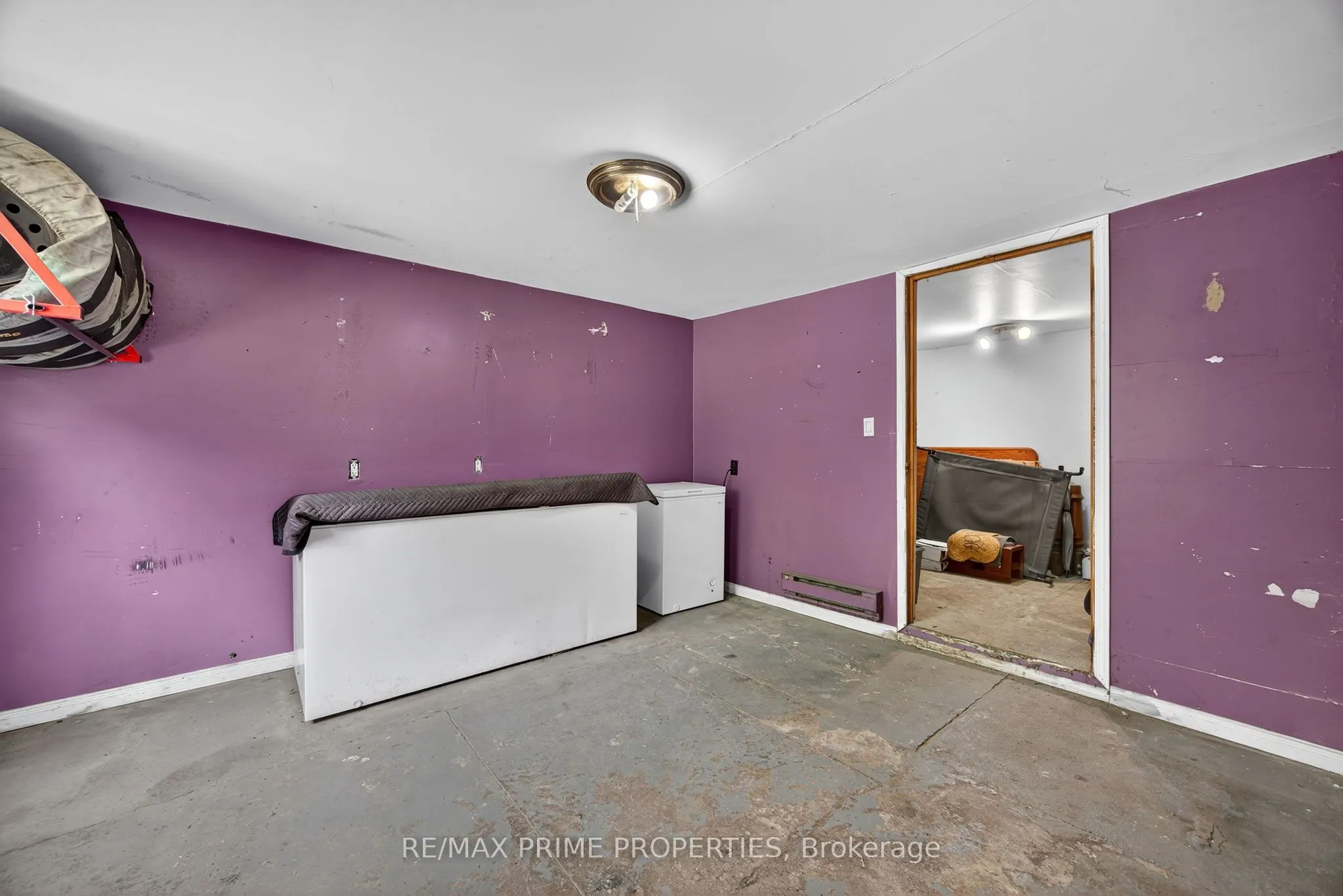 5670 Thomas Drive