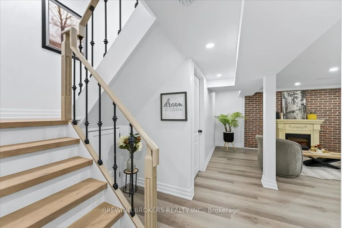 261 Nelson Crescent