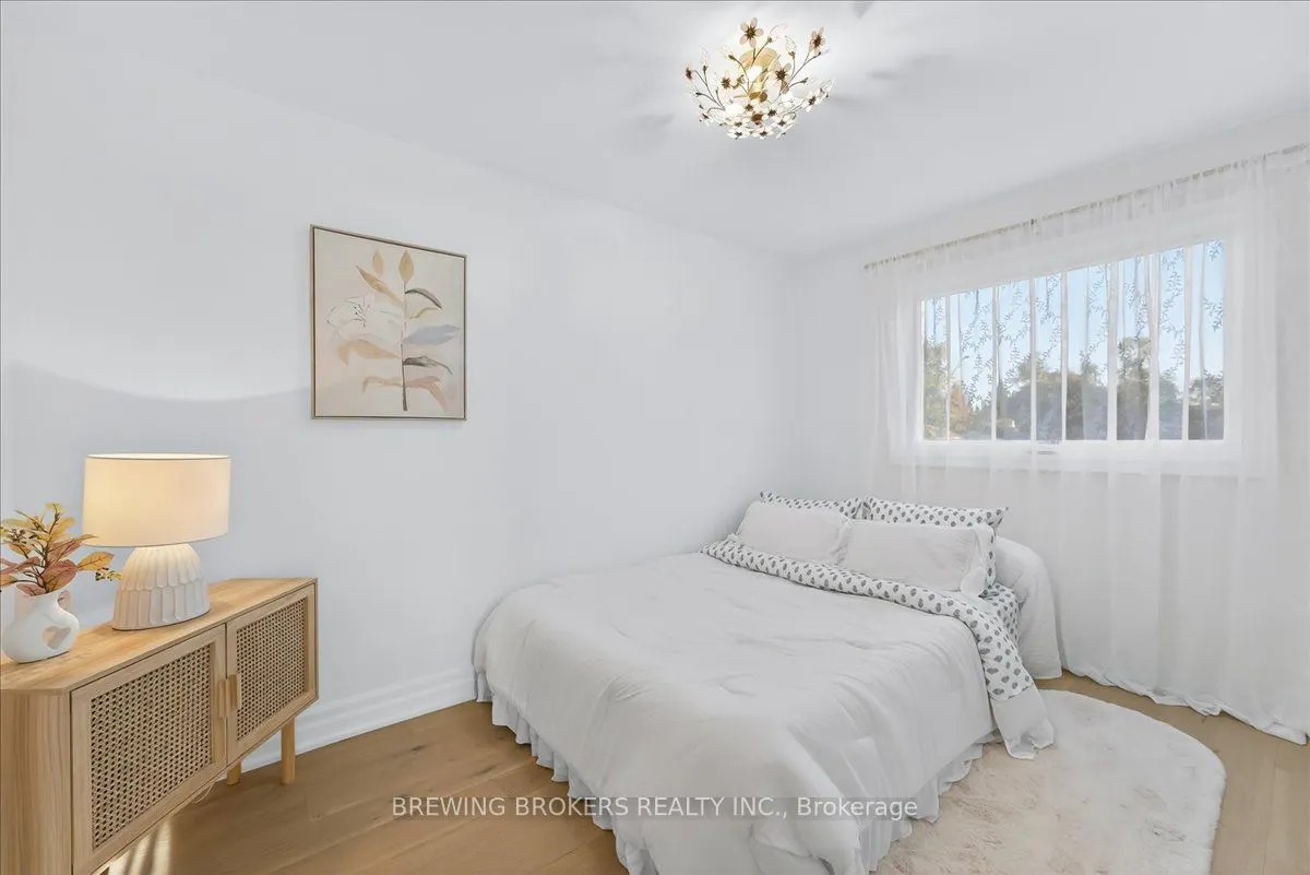 261 Nelson Crescent