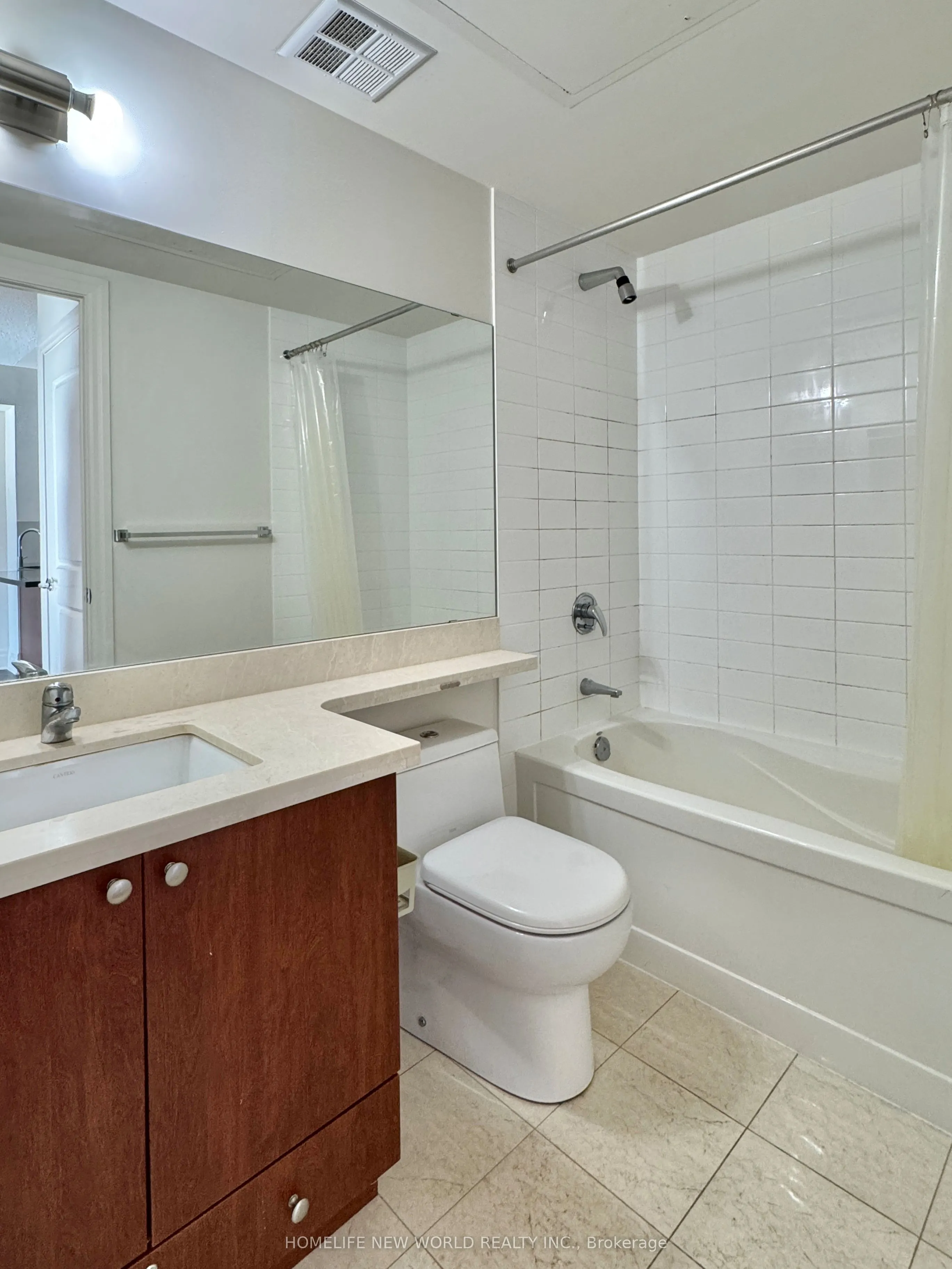 111 Upper Duke Crescent, #901