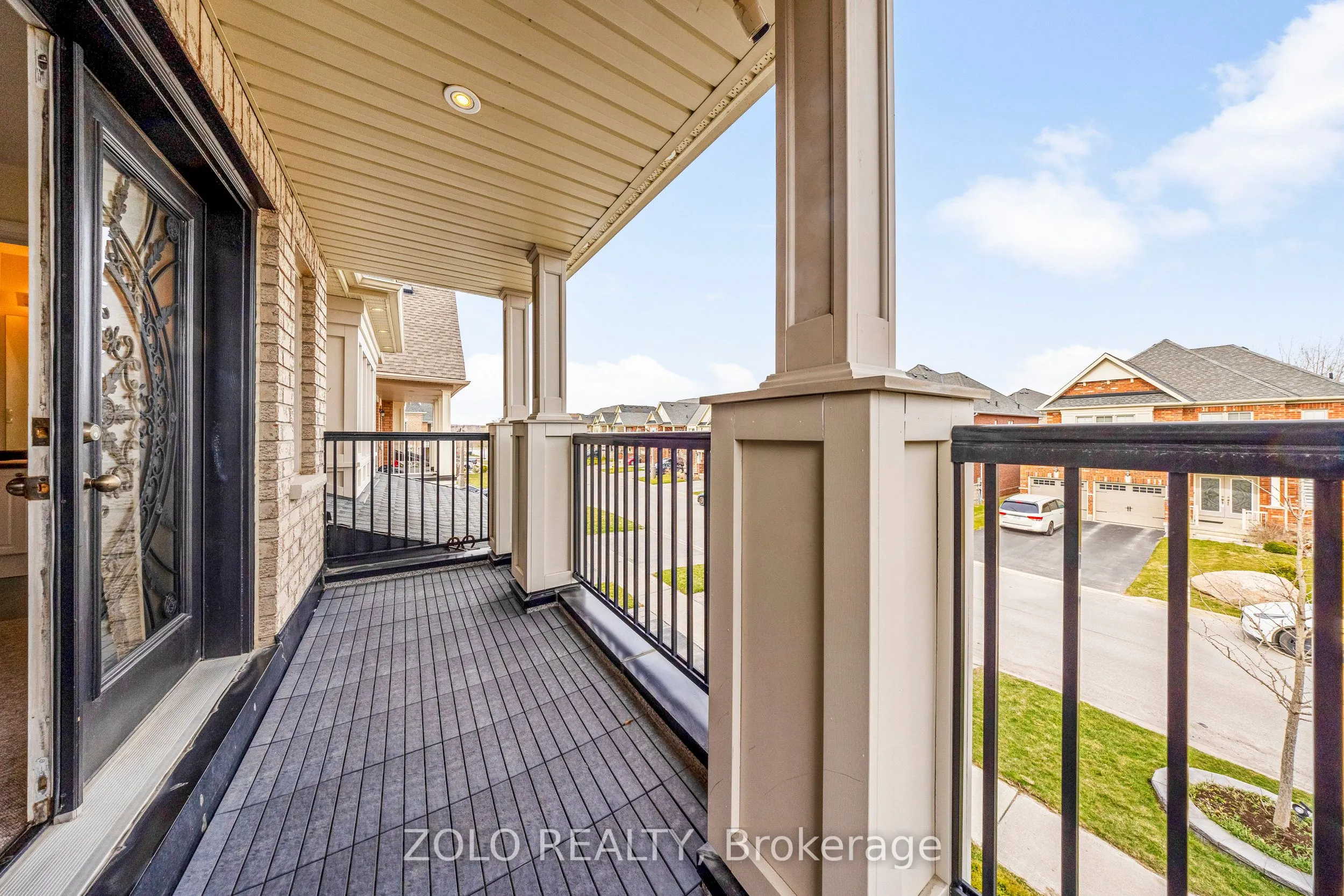 11 John Davis Gate
