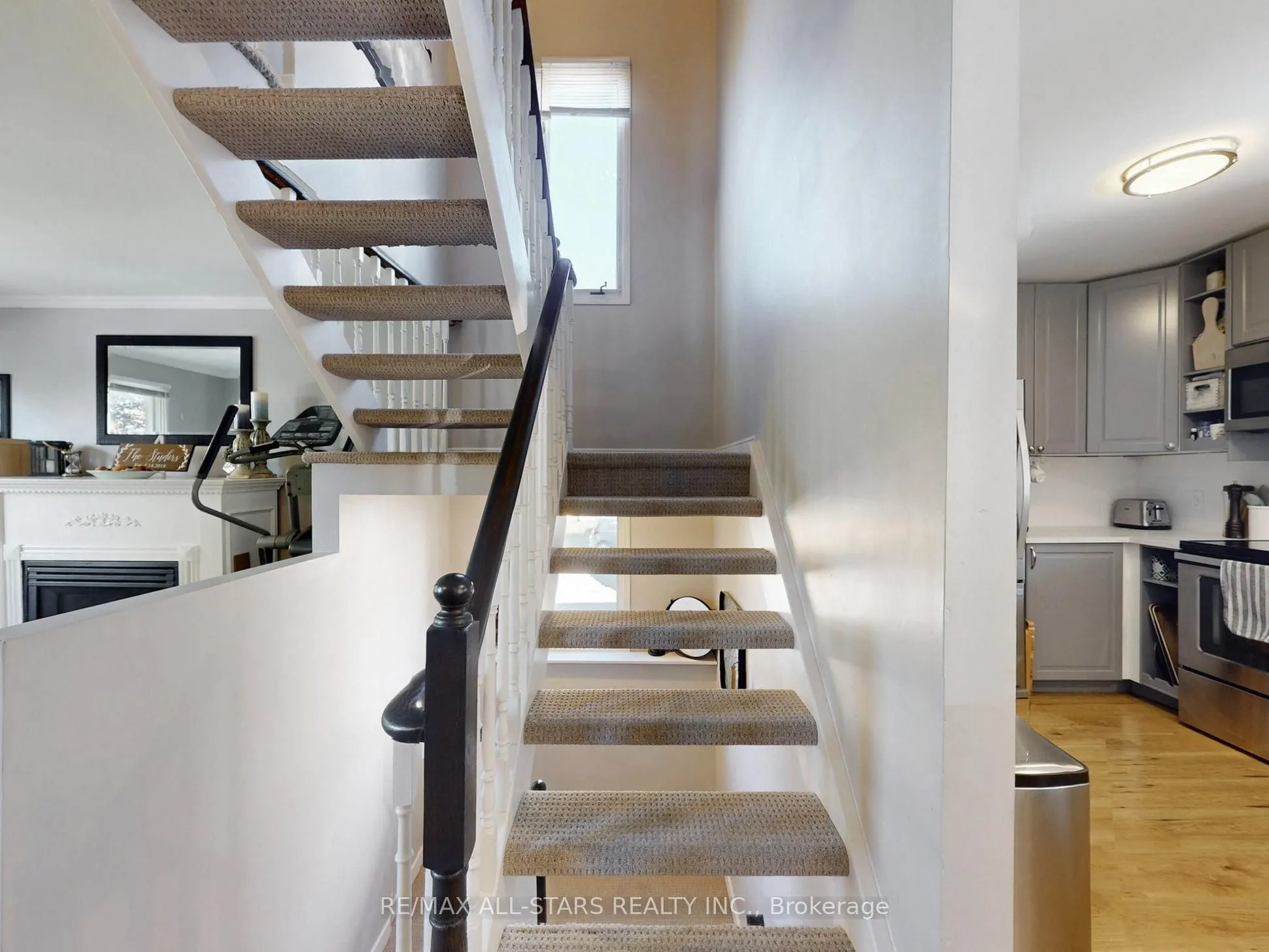 21 Annamaria Drive
