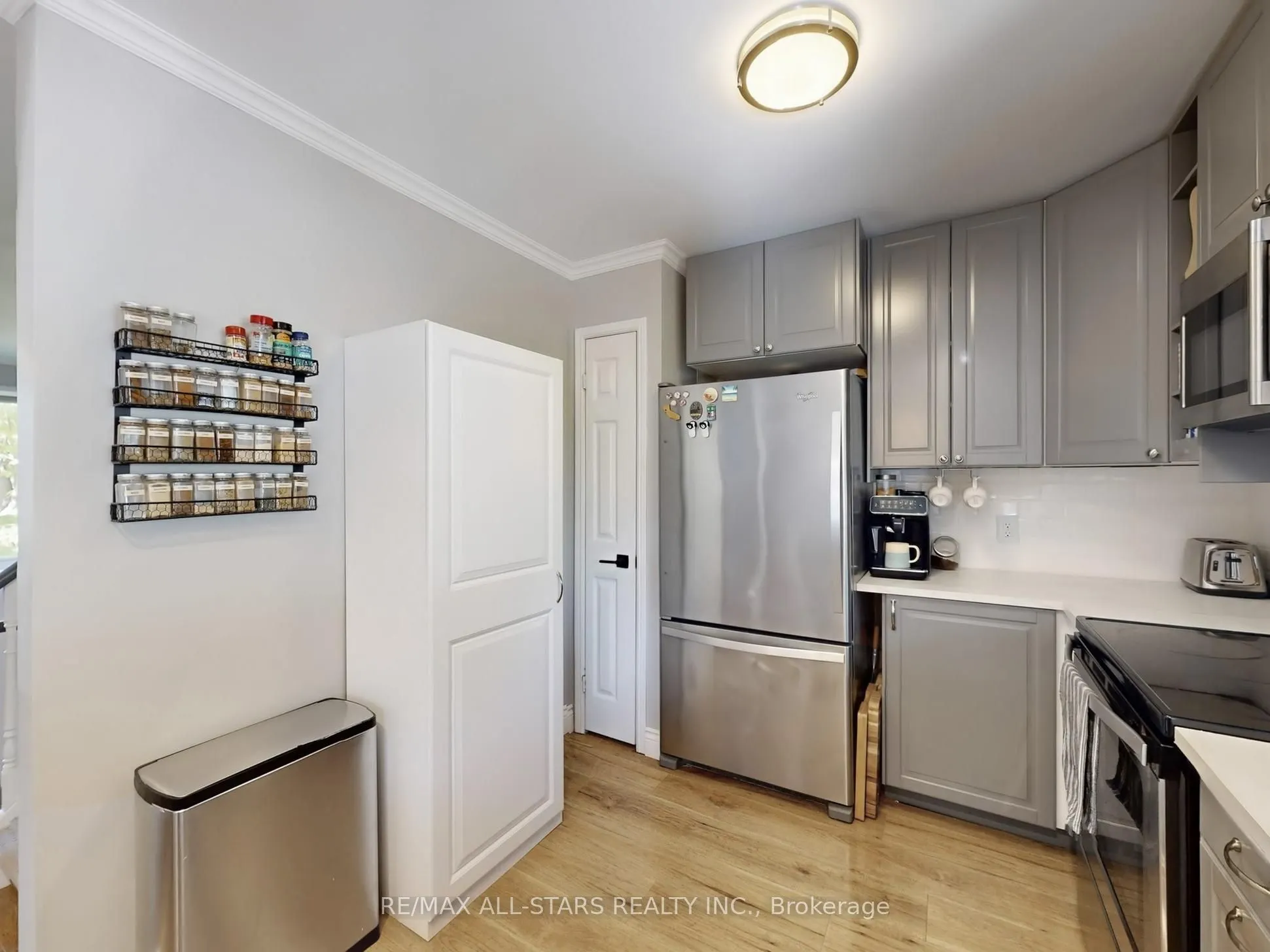 21 Annamaria Drive