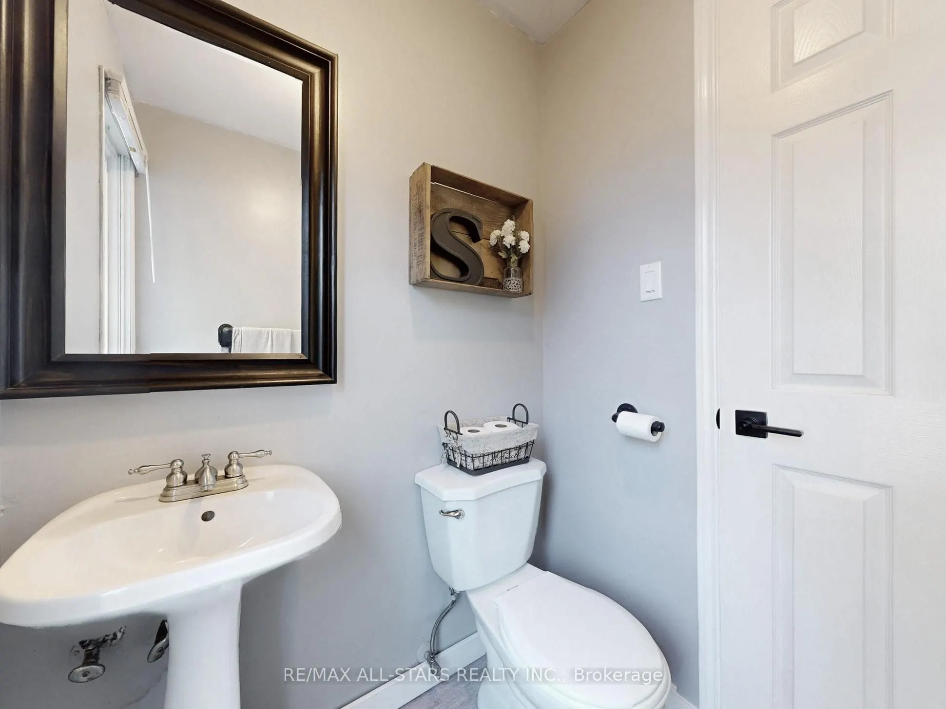 21 Annamaria Drive