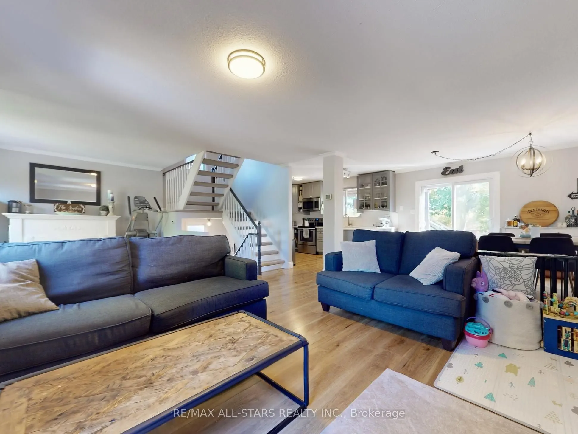 21 Annamaria Drive