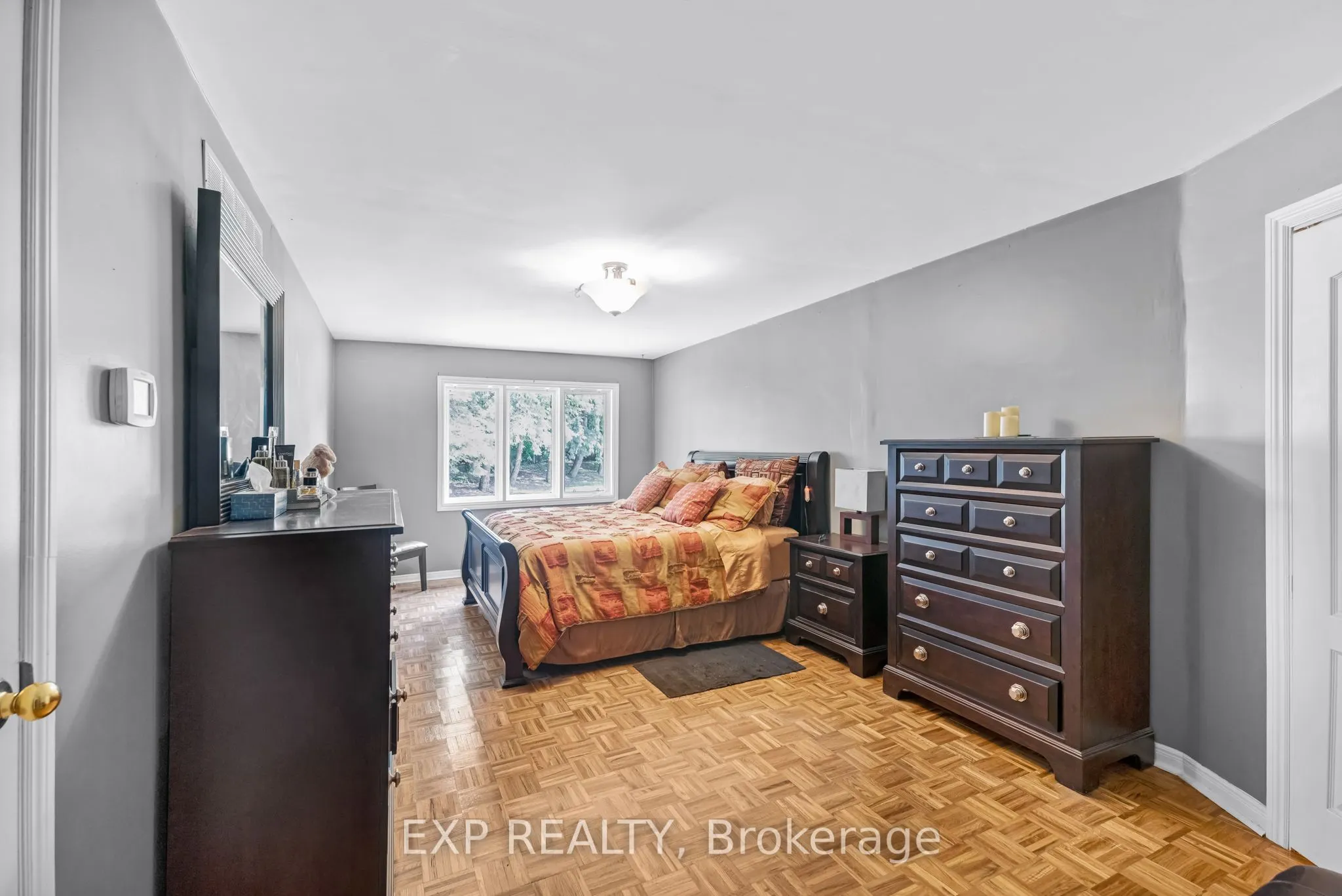 17 Chamberlain Court