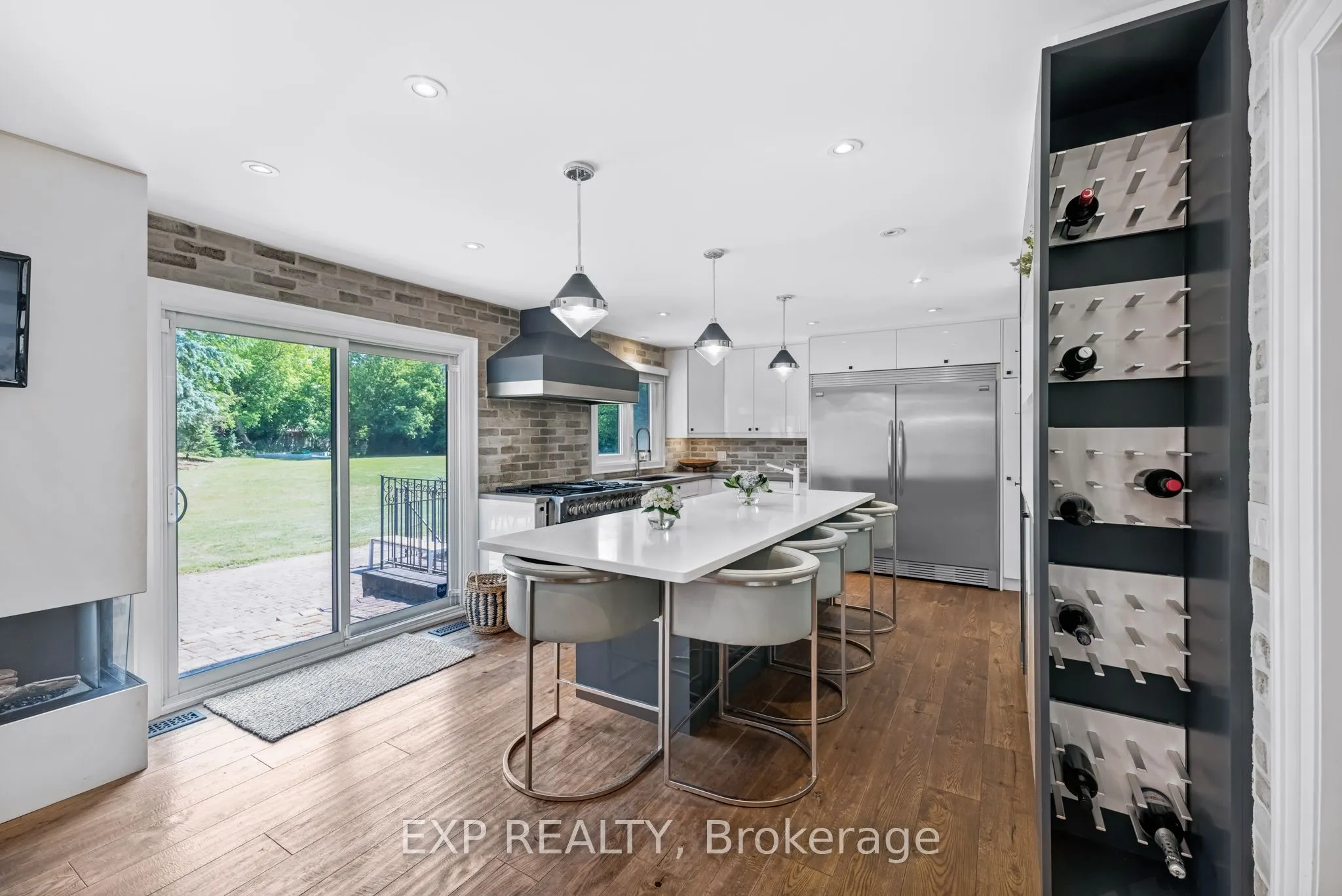 17 Chamberlain Court