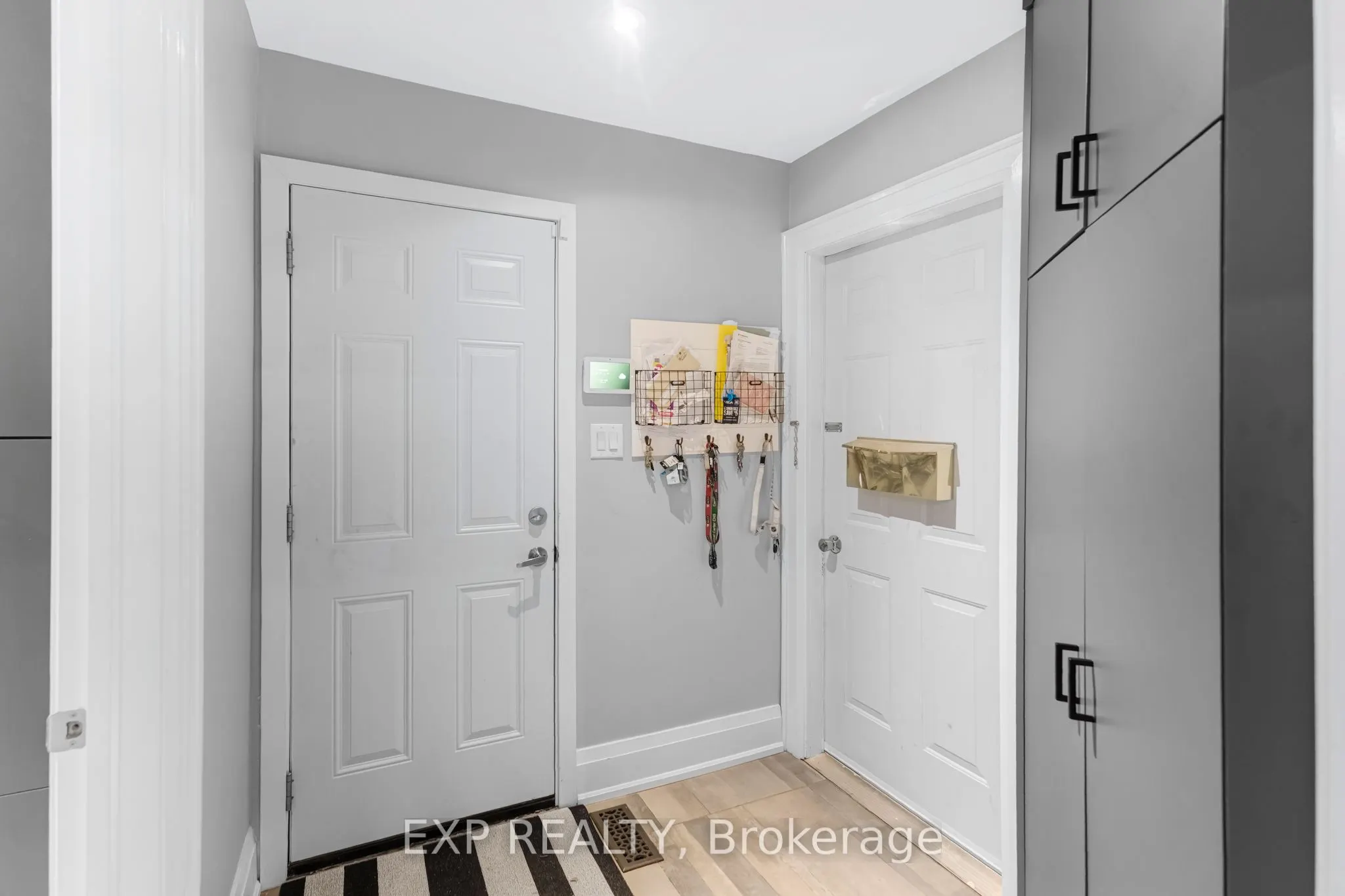 17 Chamberlain Court