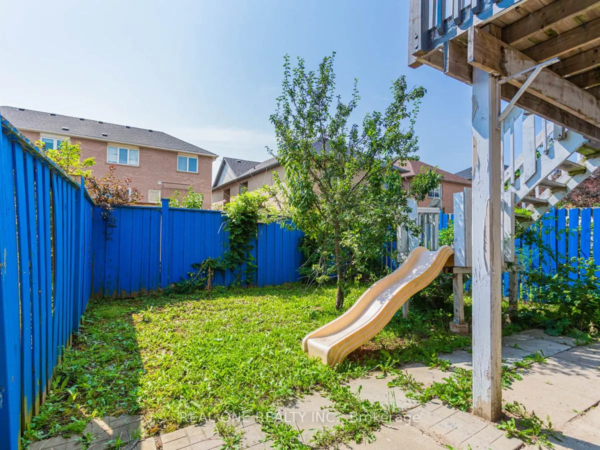 24 Coast Avenue, #Lower