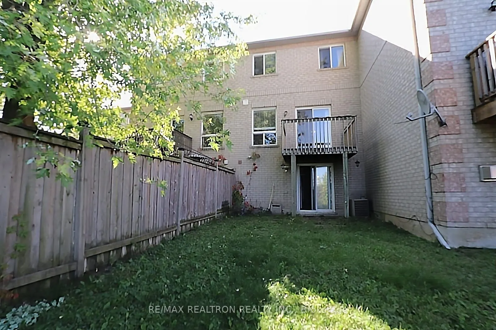 41 Lancaster Court
