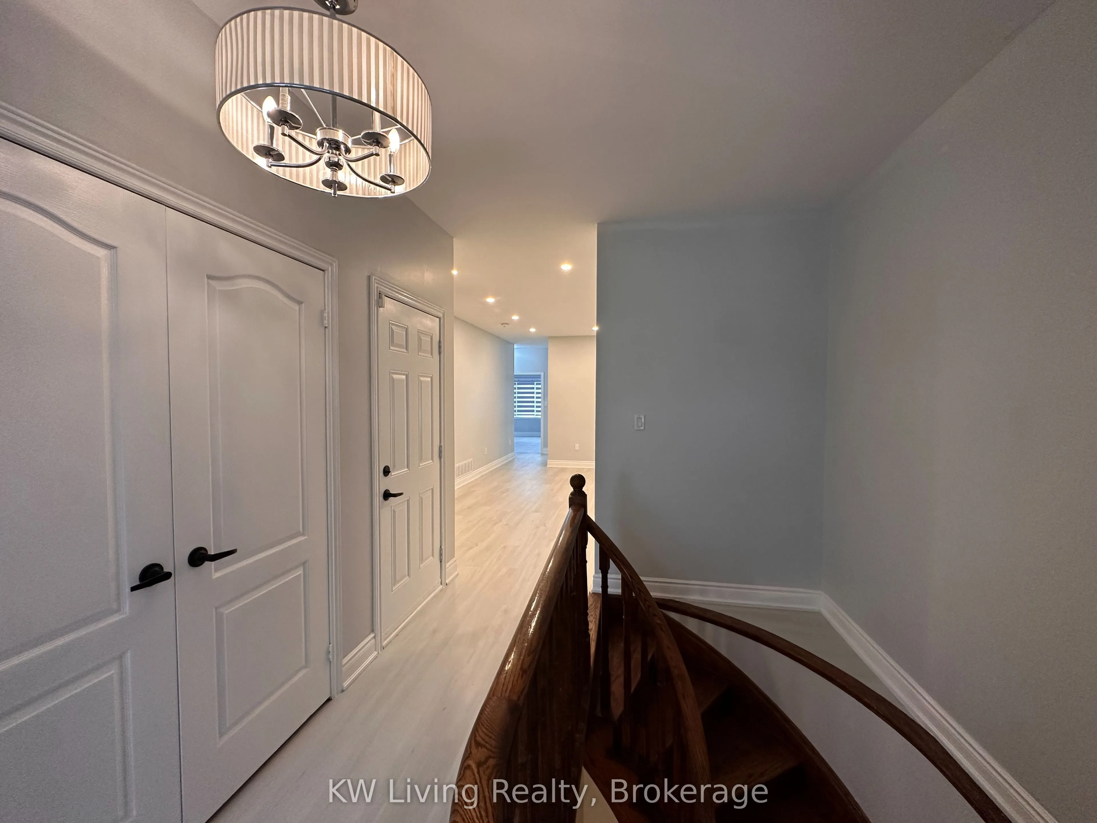 225 Lormel Gate, #Main