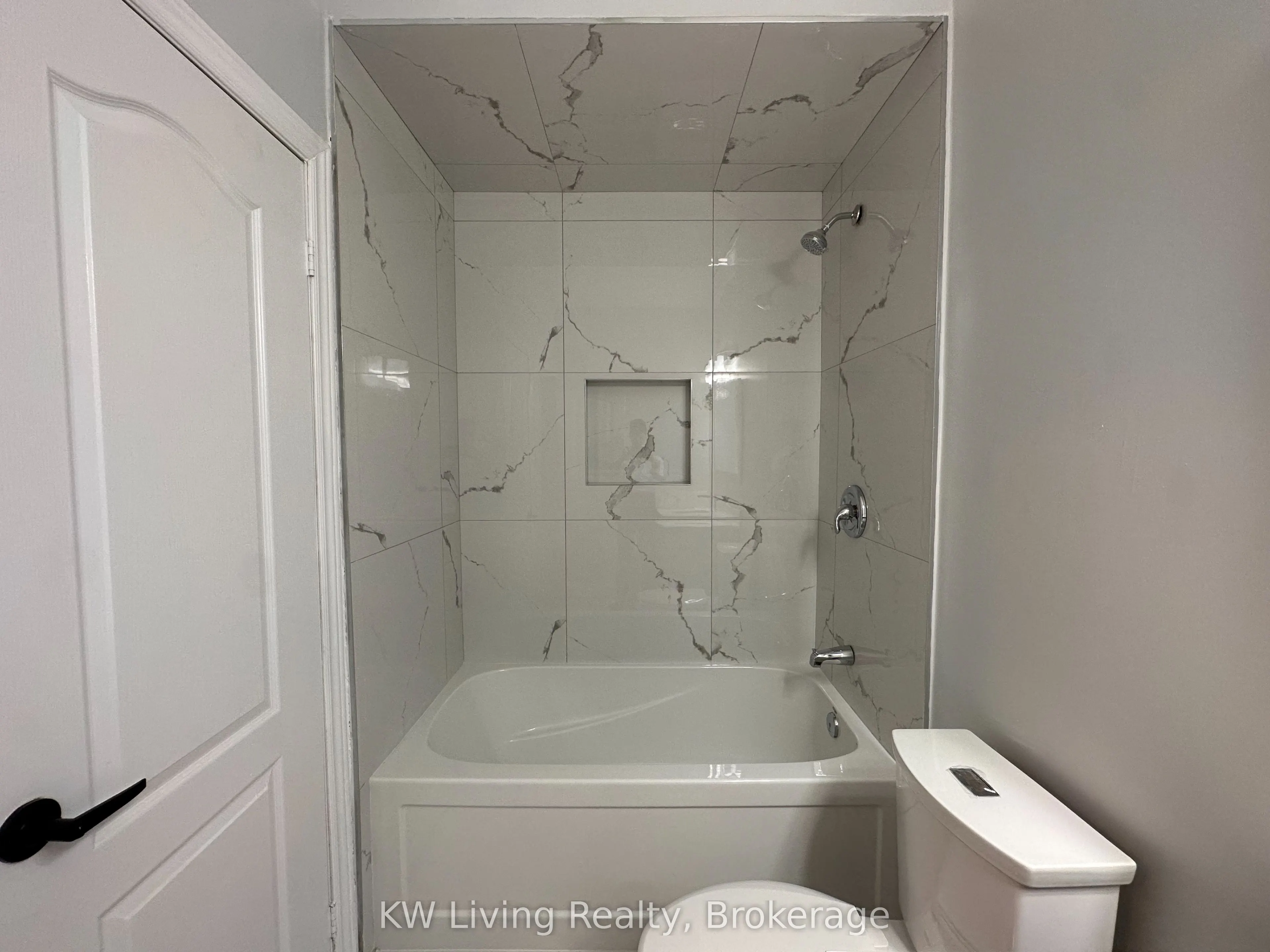 225 Lormel Gate, #Main