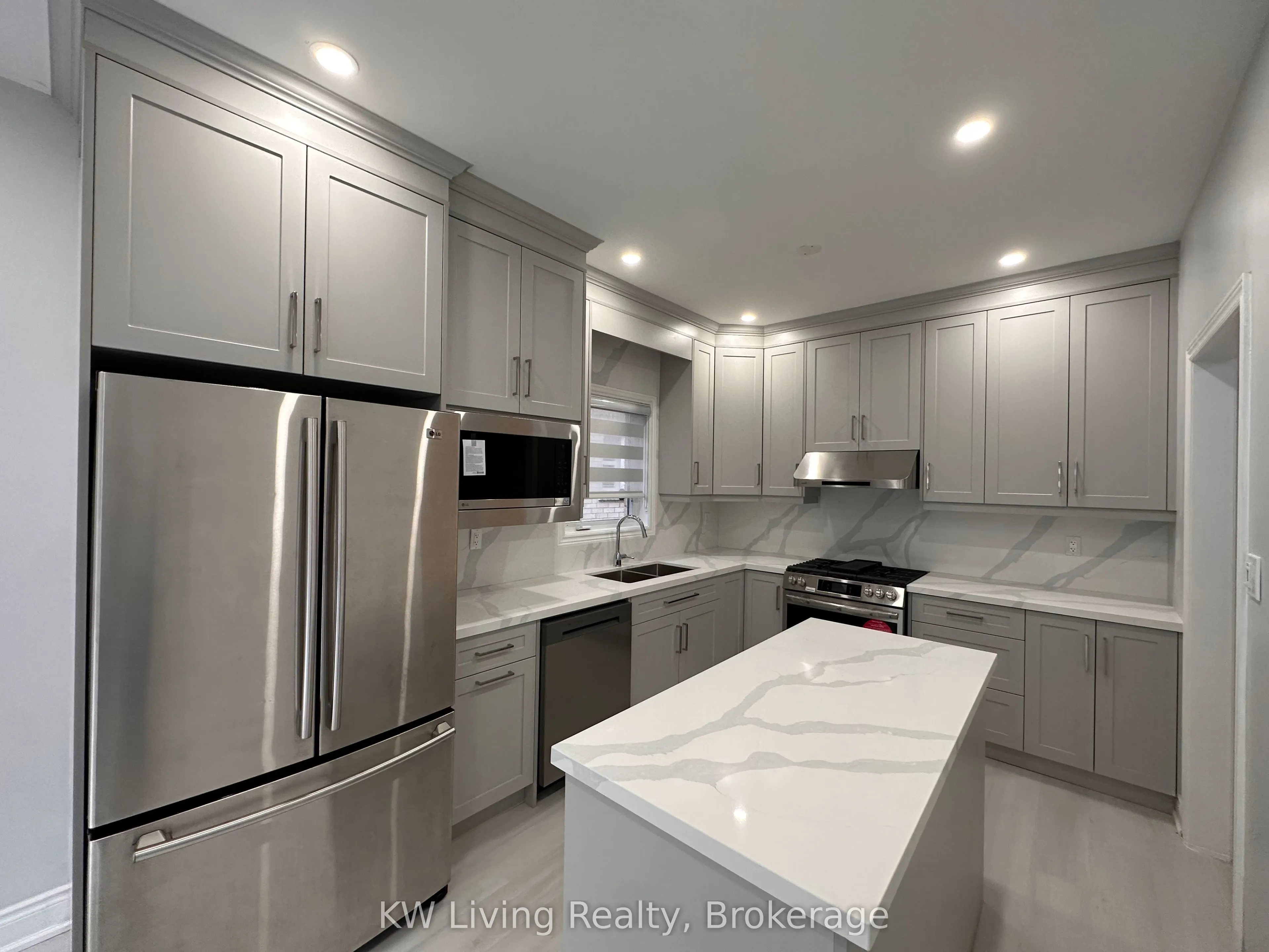 225 Lormel Gate, #Main