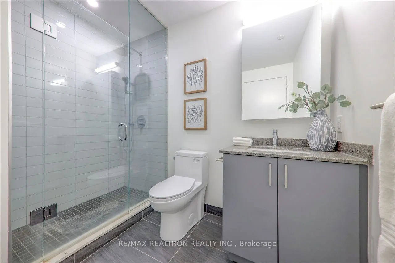 8868 Yonge Street, #1505E