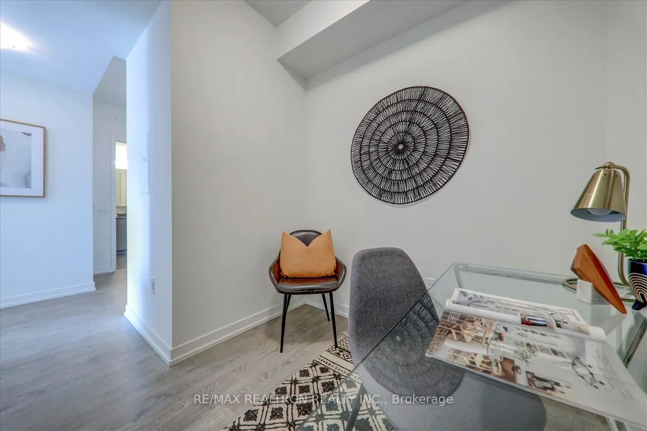 8868 Yonge Street, #1505E