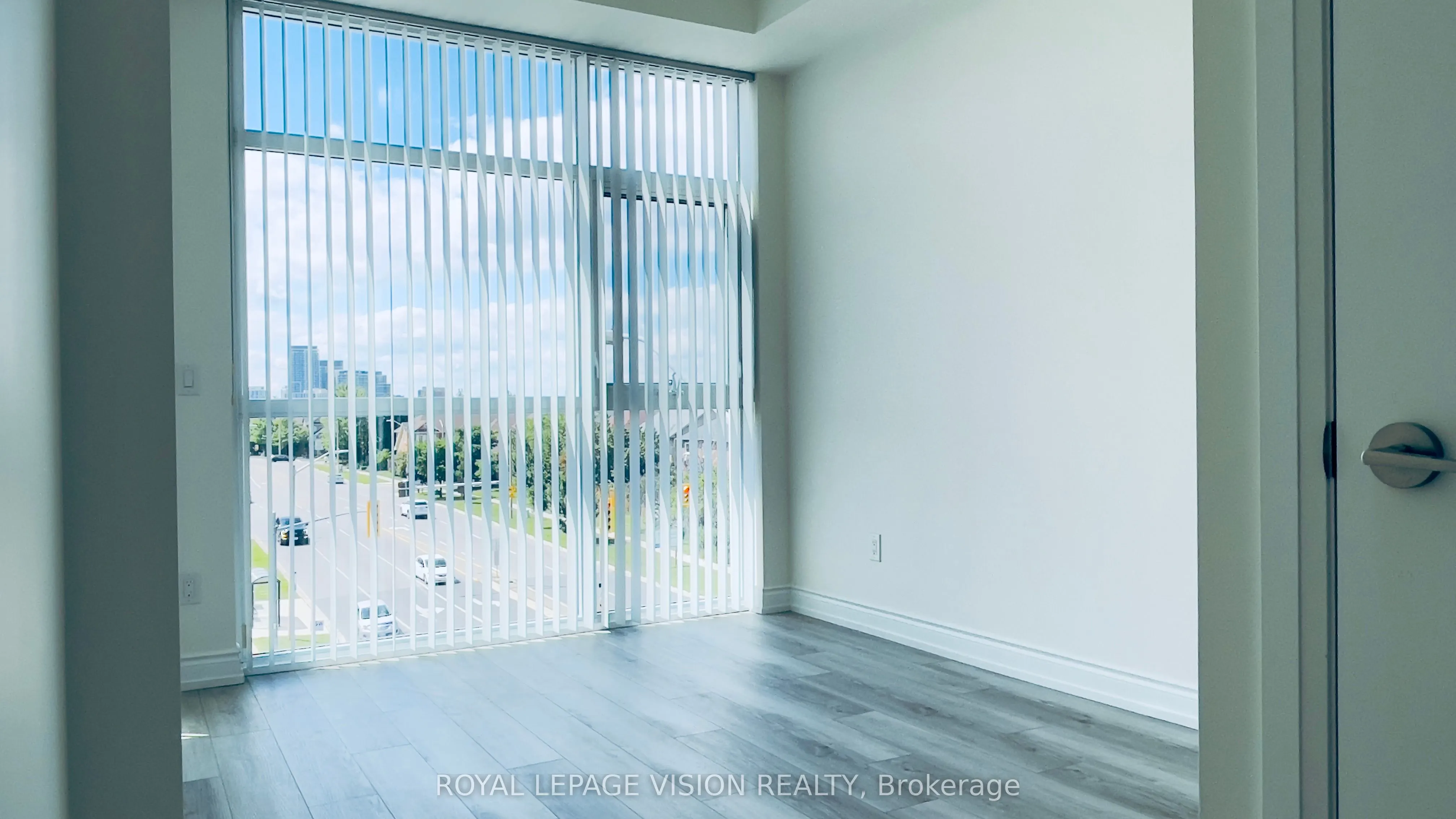 8763 Bayview Avenue, #315