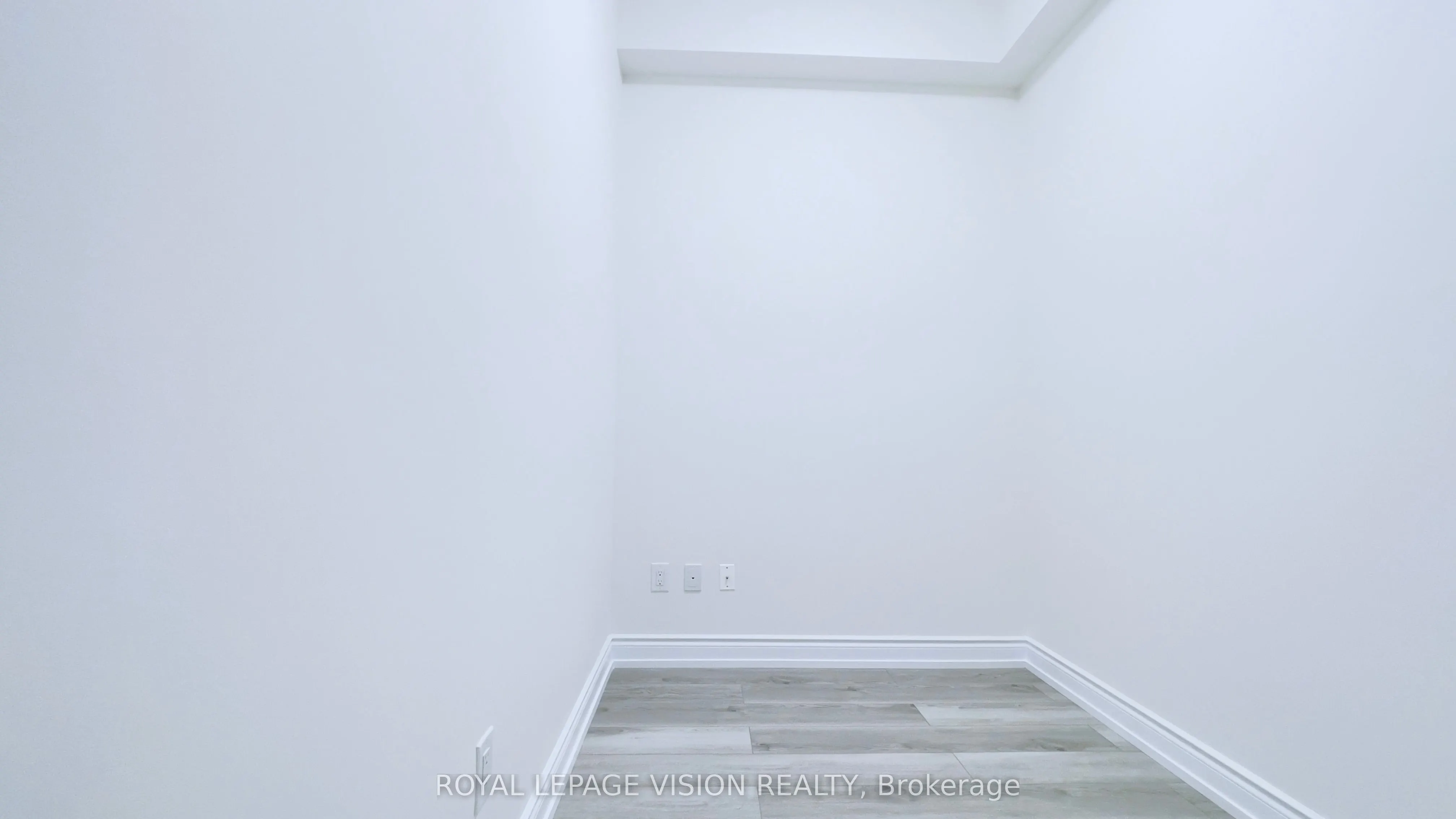 8763 Bayview Avenue, #315