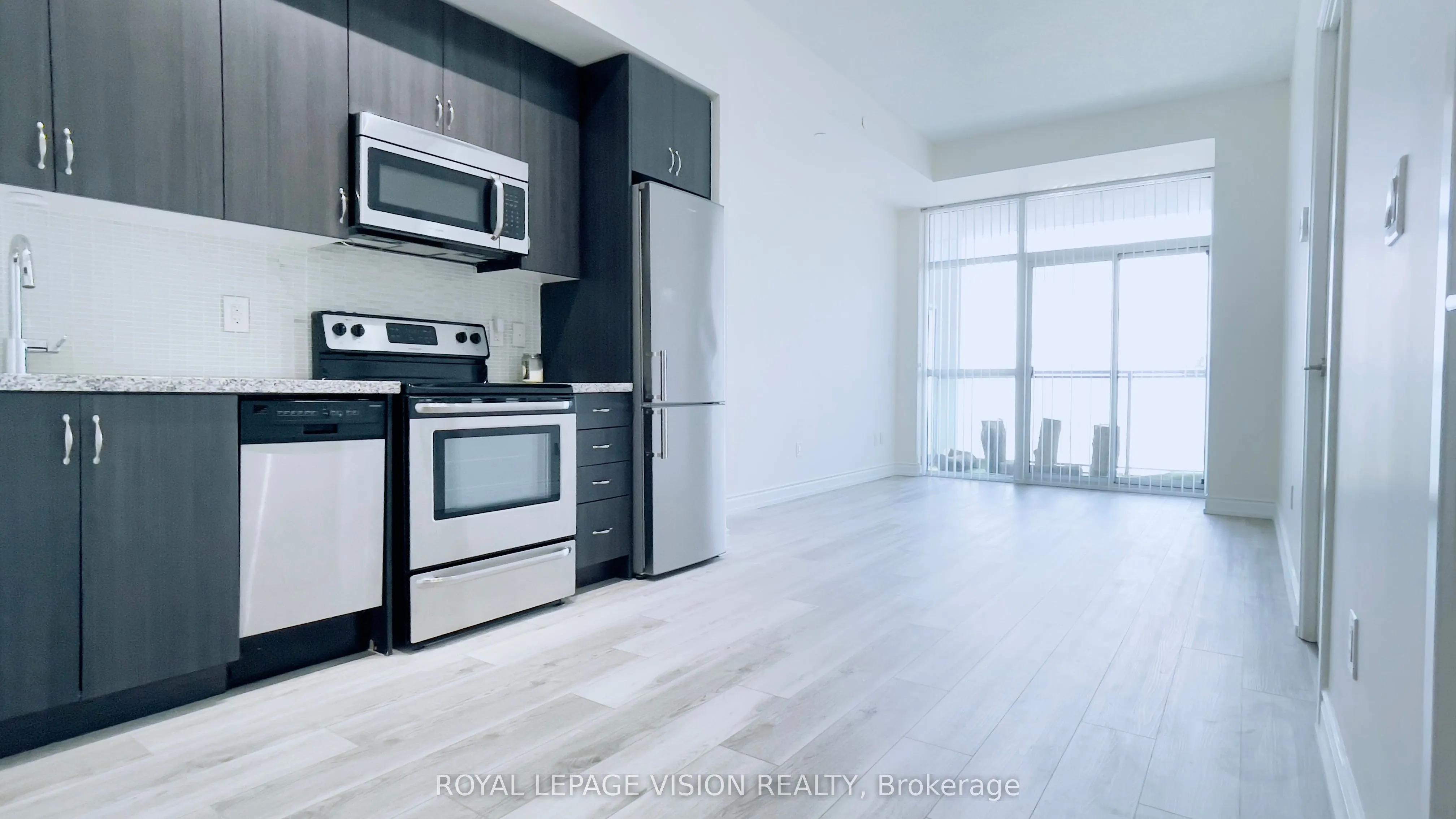8763 Bayview Avenue, #315