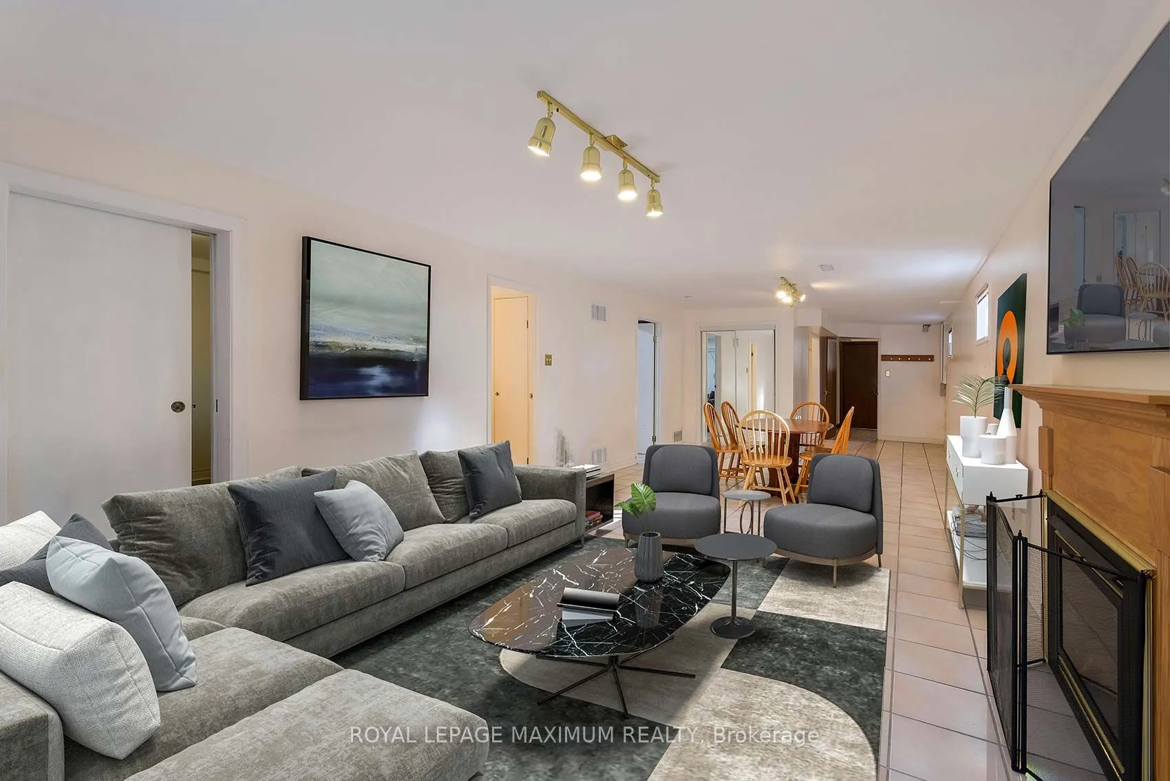 42 Kaiser Drive