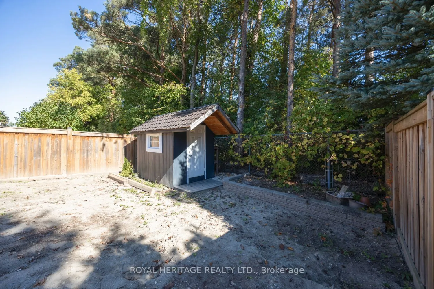 71 Kate Aitken Crescent