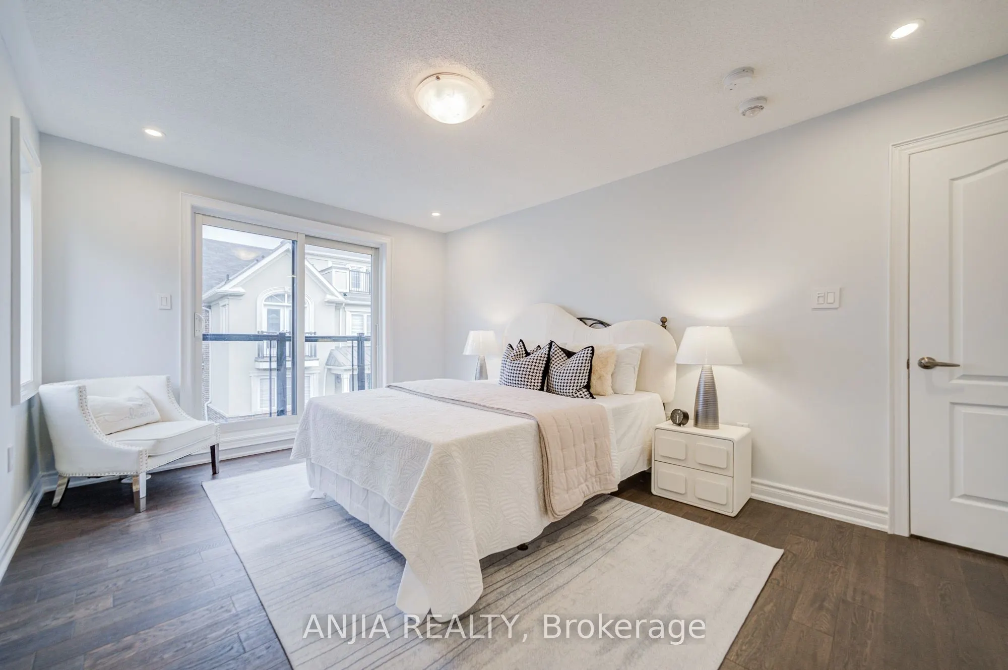 390 Arthur Bonner Avenue, #61